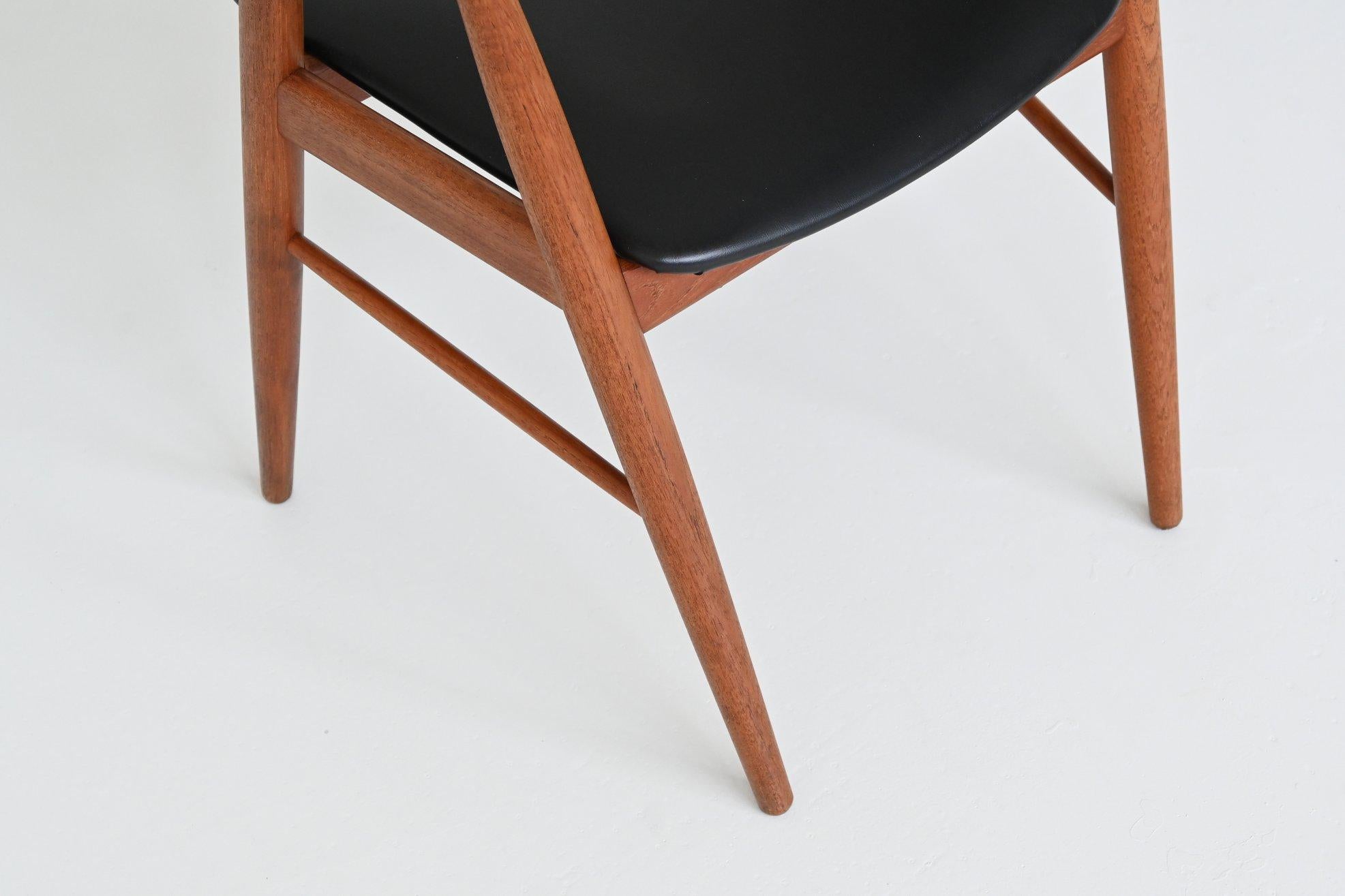 Aksel Bender Madsen and Ejnar Larsen dining chairs in teak Denmark 1960 For Sale 12