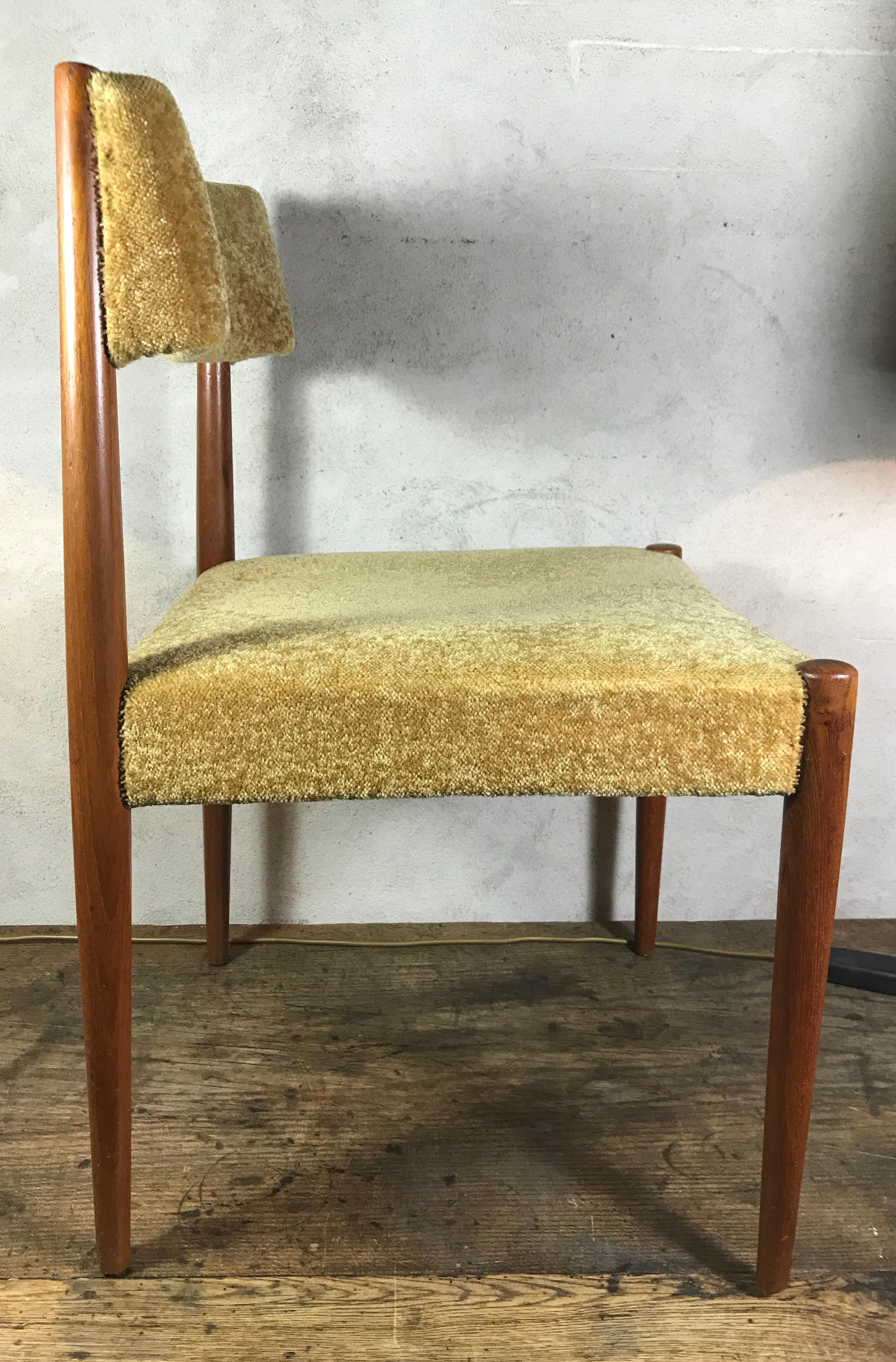 Set of 4 Aksel Bender Madsen dining room chairs with the original fabric, Denmark, 1960s.