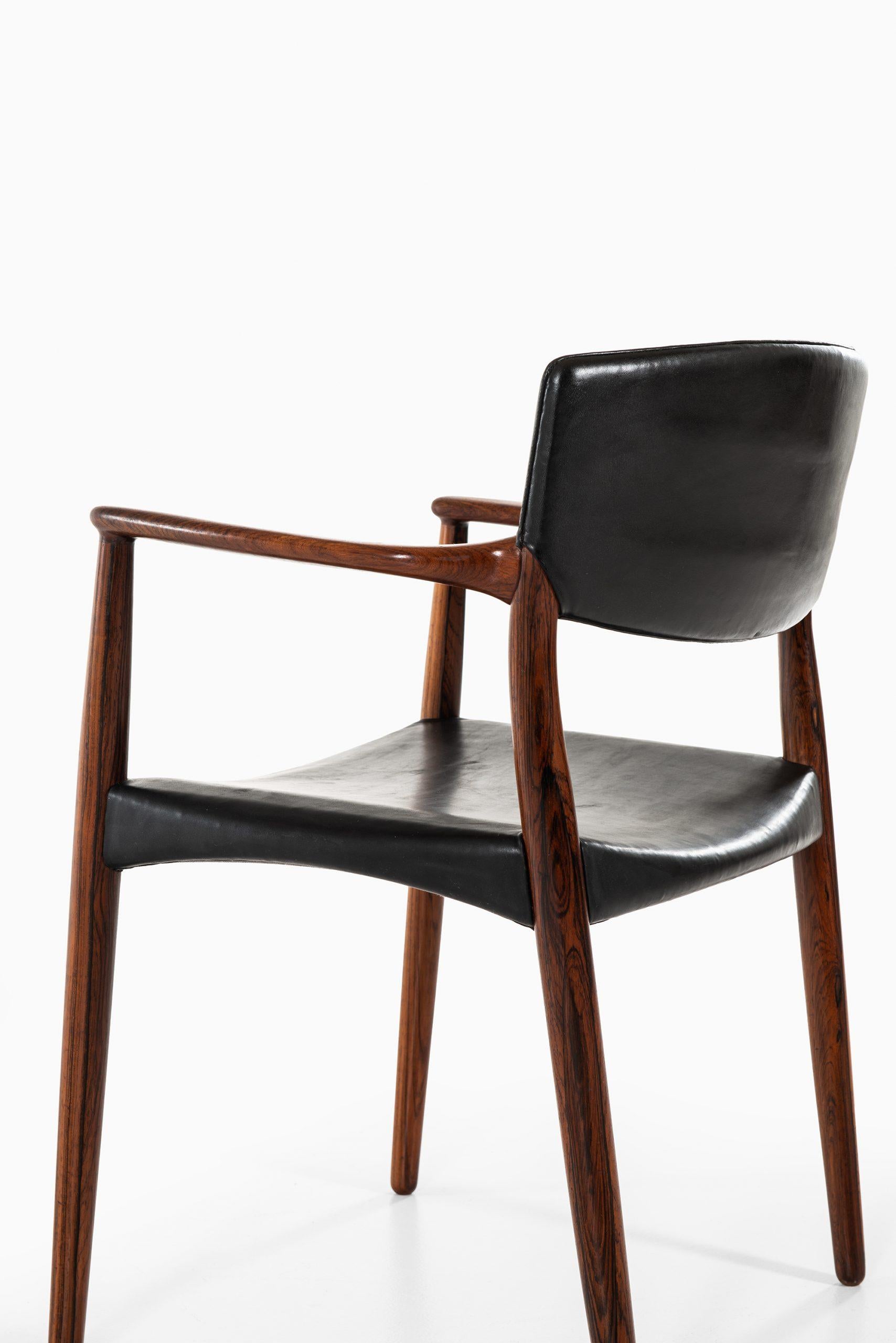 Mid-20th Century Aksel Bender Madsen & Ejner Larsen Armchairs by cabinetmaker Willy Beck For Sale