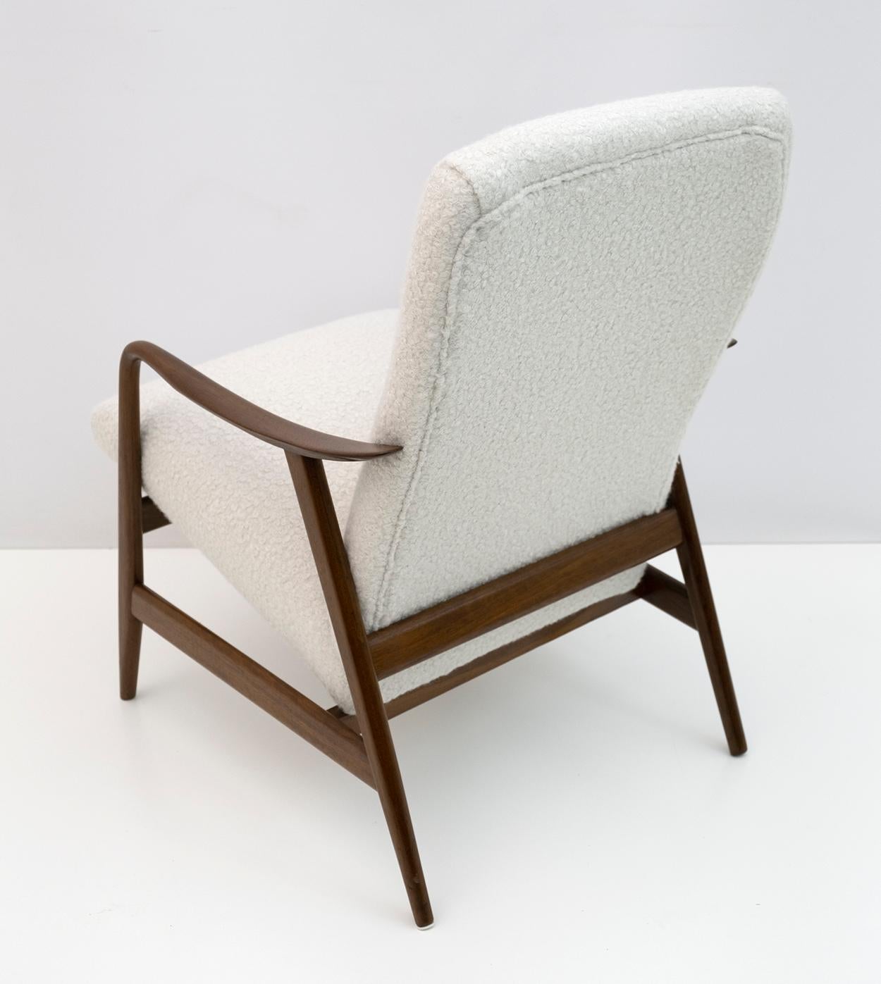 Aksel Bender Madsen for Bovenkamp Teak Lounge Chair in Soft White Chenille, 60s 3