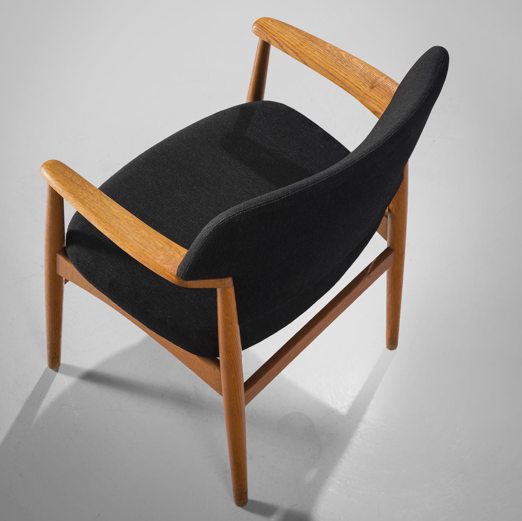 20th Century Aksel Bender Madsen for Fritz Hansen Set of Four Armchairs in Oak For Sale
