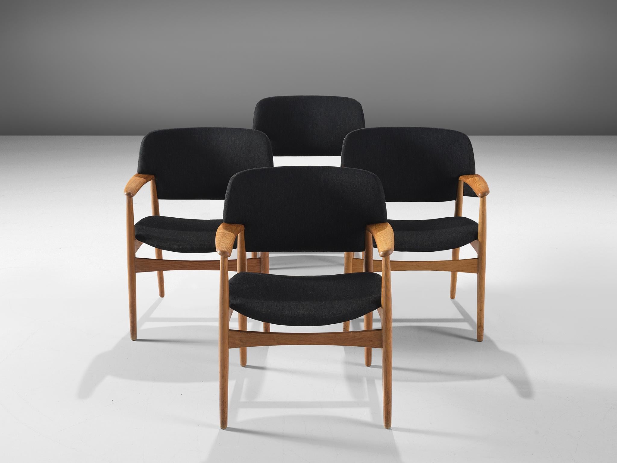 Aksel Bender Madsen for Fritz Hansen Set of Four Armchairs in Oak For Sale 1