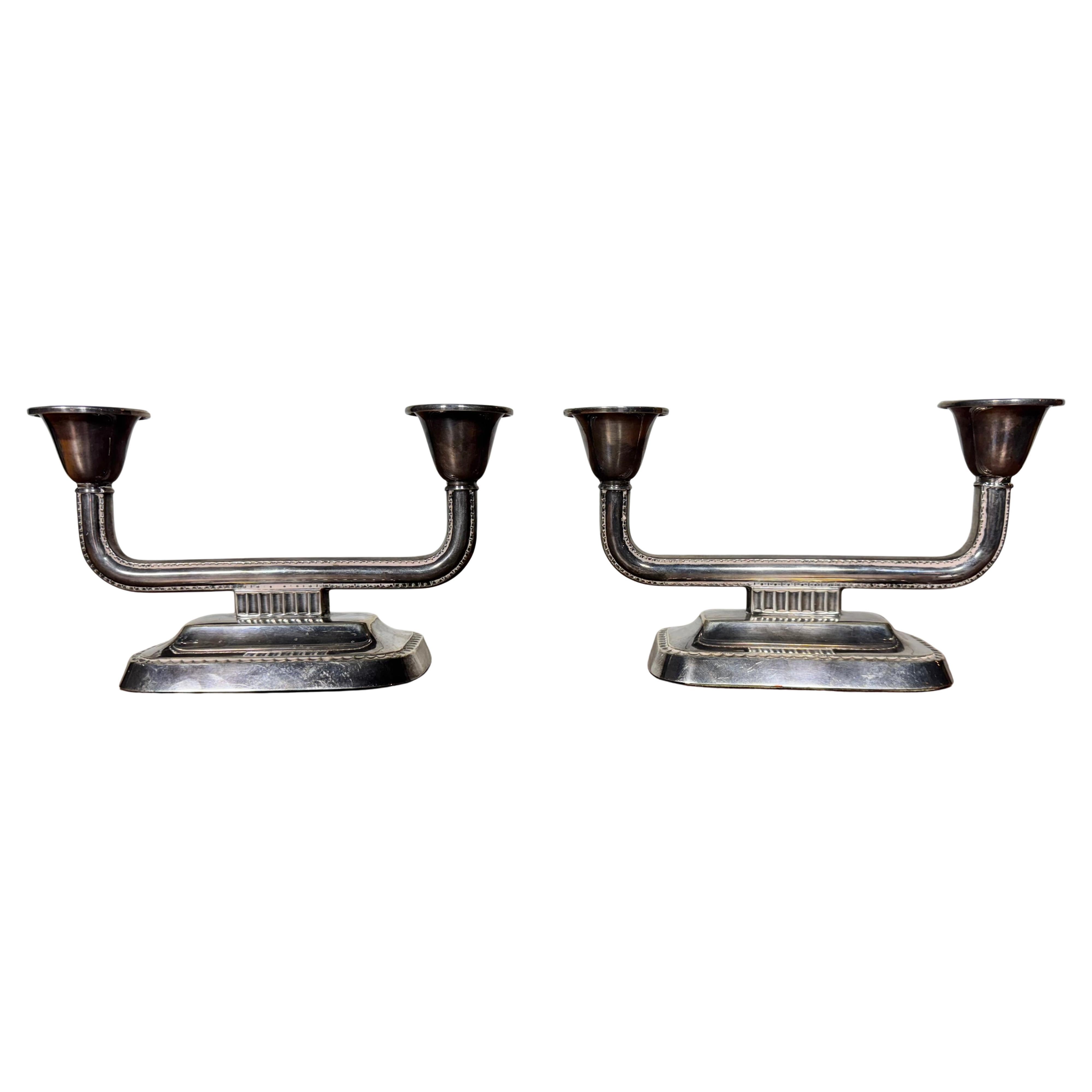 AKSEL HOLMSEN (XIX-XX) Coppia di candelabri ART DECO in argento,  HALLMARK 830 in vendita