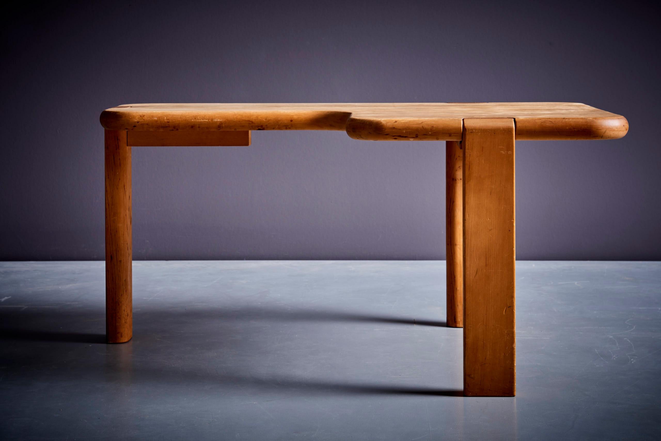 Danois  Paire de tables basses en bois d'érable Aksel Kjersgaard  Danemark - années 1970 en vente