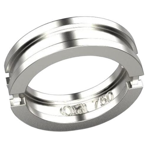 The Aku Ring is beautifully designed piece, with a modern twist symbolic of abundance and calm. Can be worn on its own or layered to create the ultimate ring stack. Also available in other precious metal options. Officially Hallmarked at the Assay