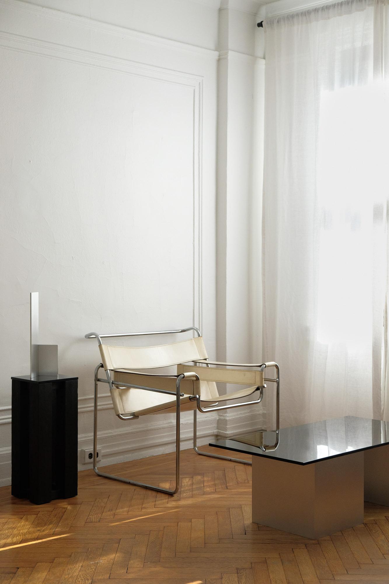 AL-03 Coffee Table by Orlando Pippig For Sale 1