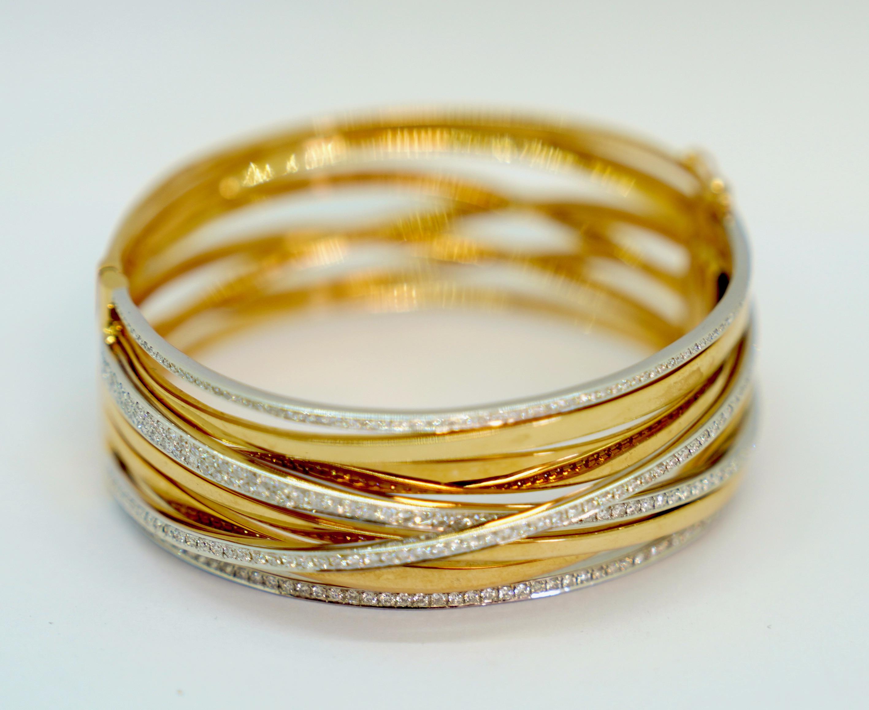 Al Coro Serenata Ladies' Diamond Bangle in 18k rose gold and white gold For Sale 1