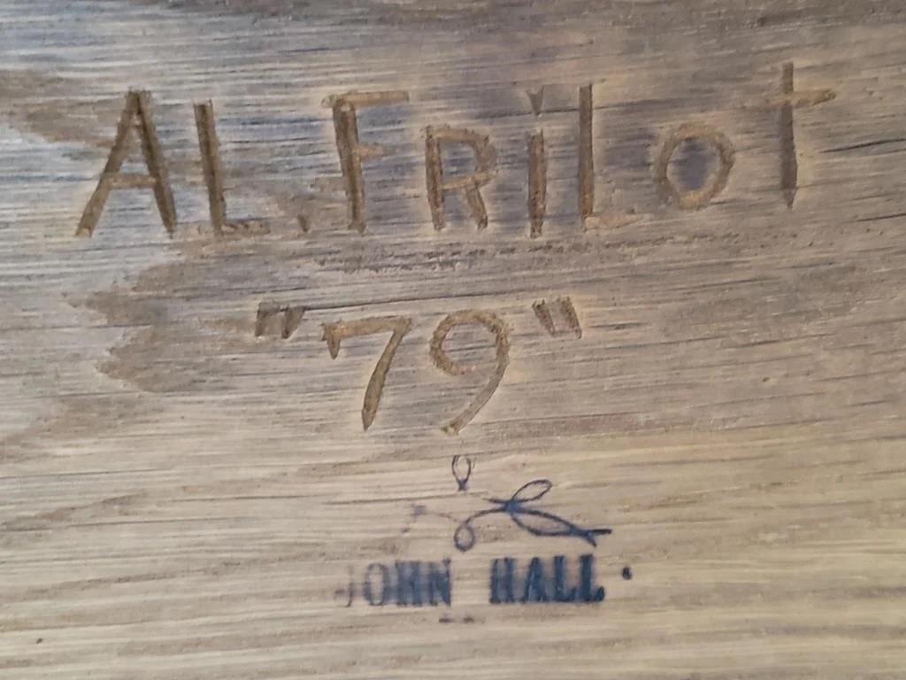 Fine XX secolo Al. Credenza/armadio in quercia firmata Frilot John Hall in vendita