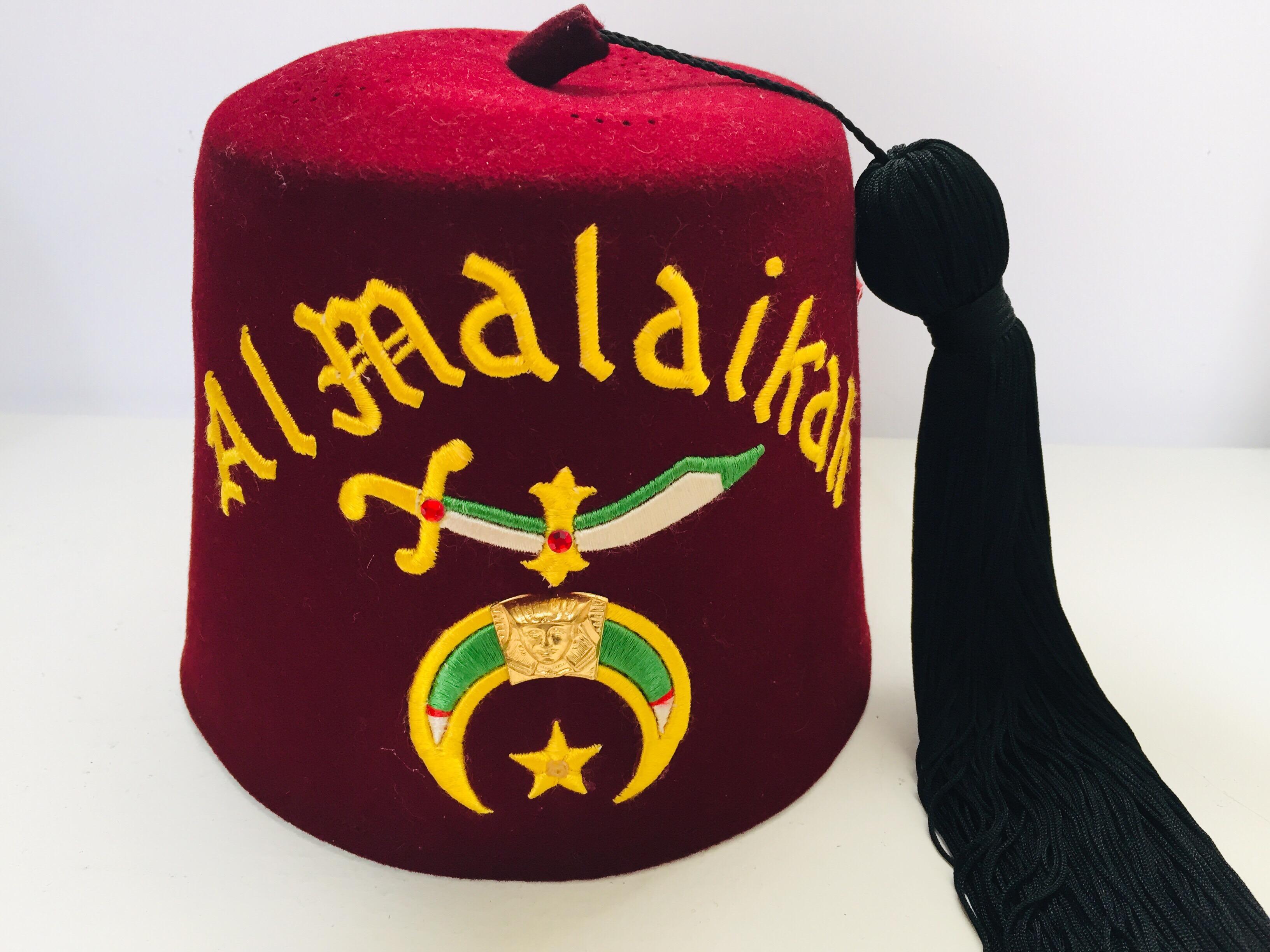 AL Malaikah Vintage Iconic Masonic Shriner Burgundy Wool Fez Hat in Original Box For Sale 2