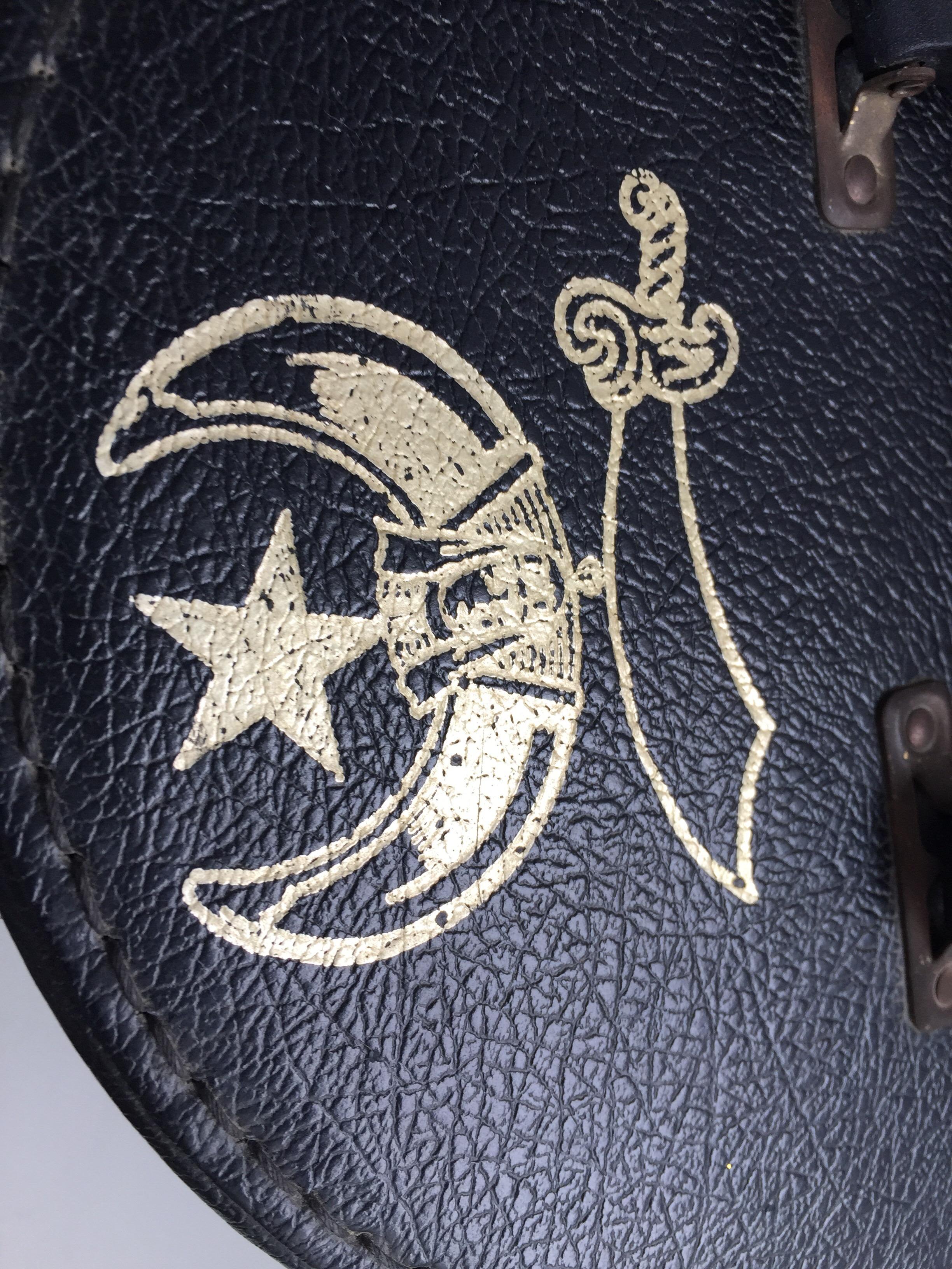 AL Malaikah Vintage Iconic Masonic Shriner Burgundy Wool Fez Hat in Original Box For Sale 4
