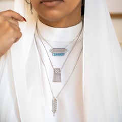 Al Noor Lace Mini Tassel Pendant in White Gold