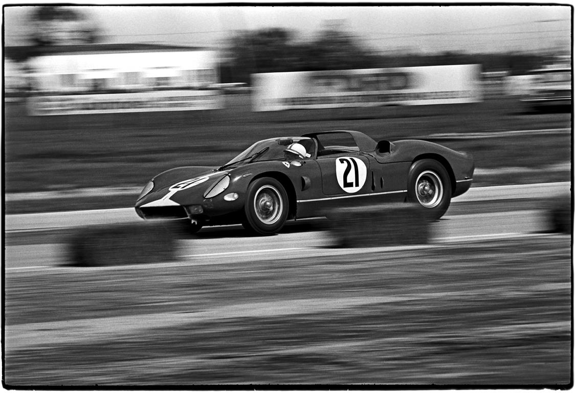 John Surtees / Sebring, Ferrari 330P #21