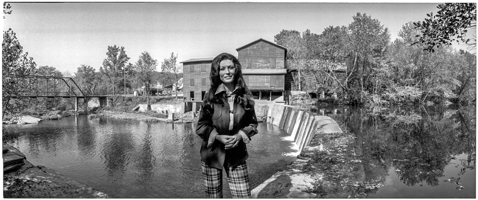 Loretta Lynn in her small town of Hurricane Mills, Tennessee