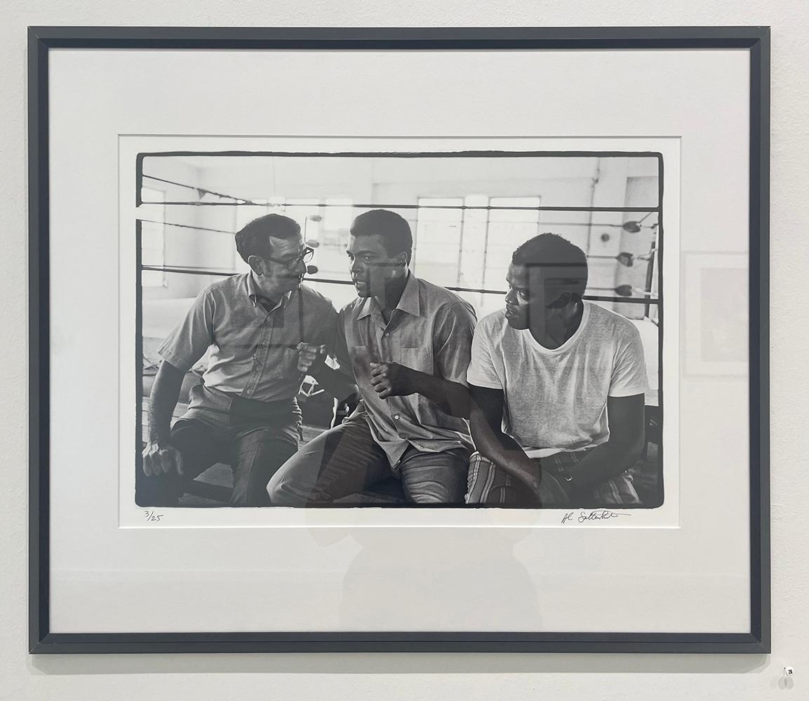 Muhammad Ali ( Angelo Dundee e Bundini Brown ) in vendita 6