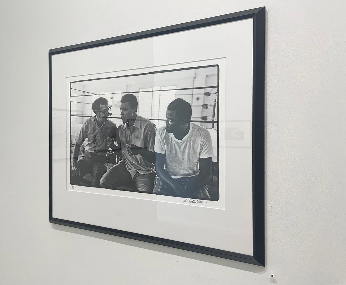 Muhammad Ali ( Angelo Dundee e Bundini Brown ) in vendita 7