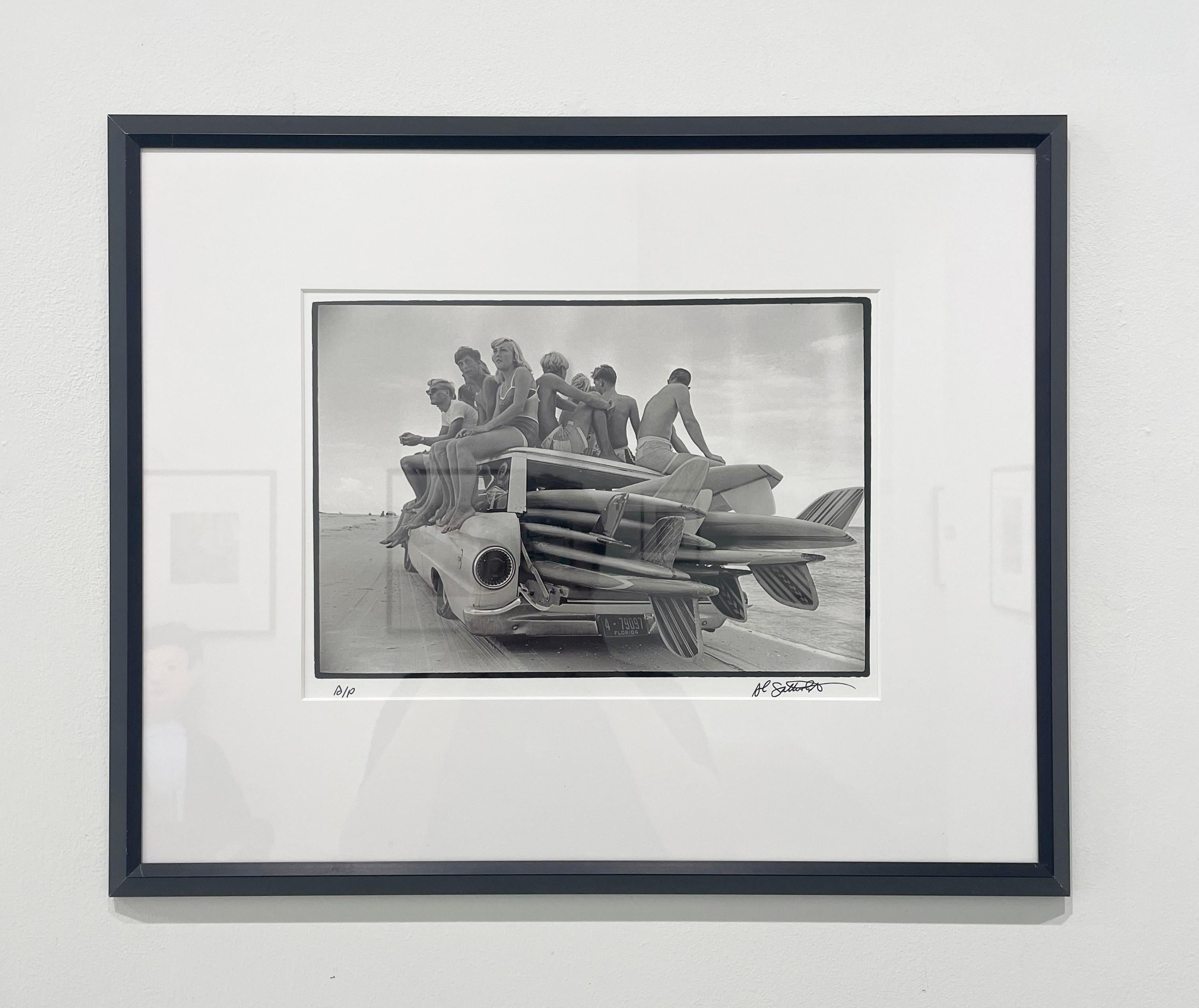 Surfwagon, St. Petersburg Beach, FL – Schwarz-Weiß-Fotografie, Dokumentarfilm im Angebot 3