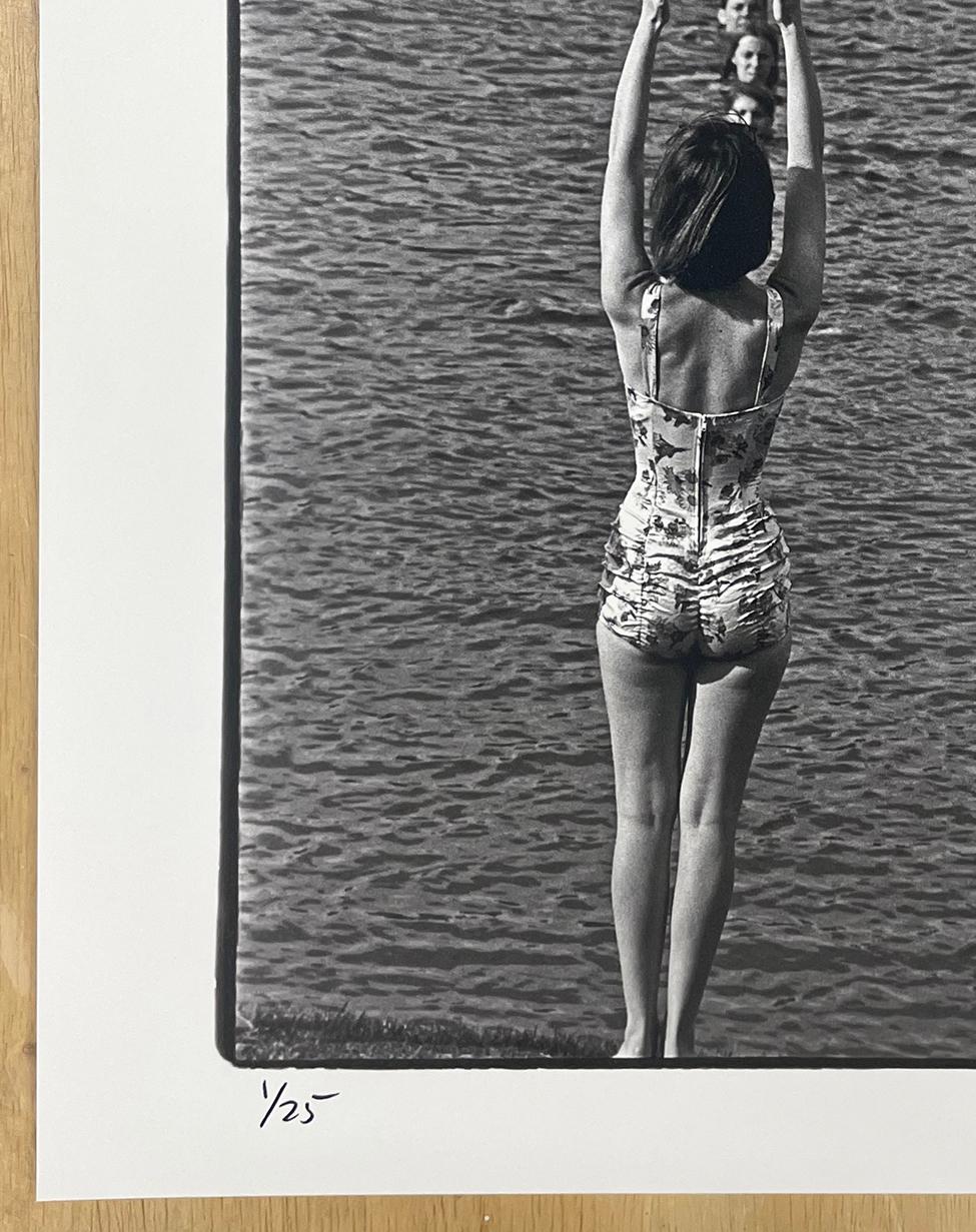 Swim Class, Columbia, MO von Al Satterwhite, 1965, Archivalistischer Pigmentdruck im Angebot 6
