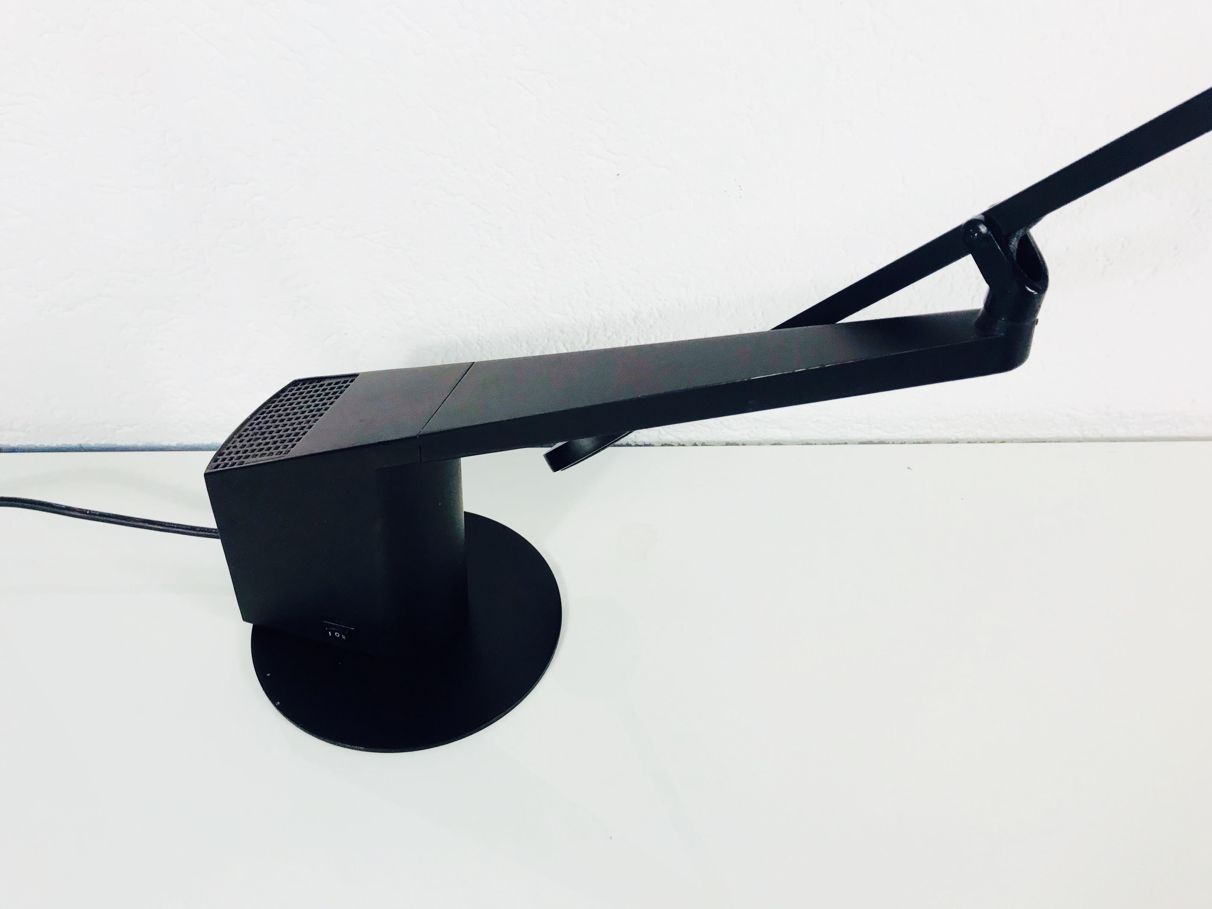 ALA Adjustable Black Table Lamp from Rodolfo Bonetto for Guzzini, 1983 2