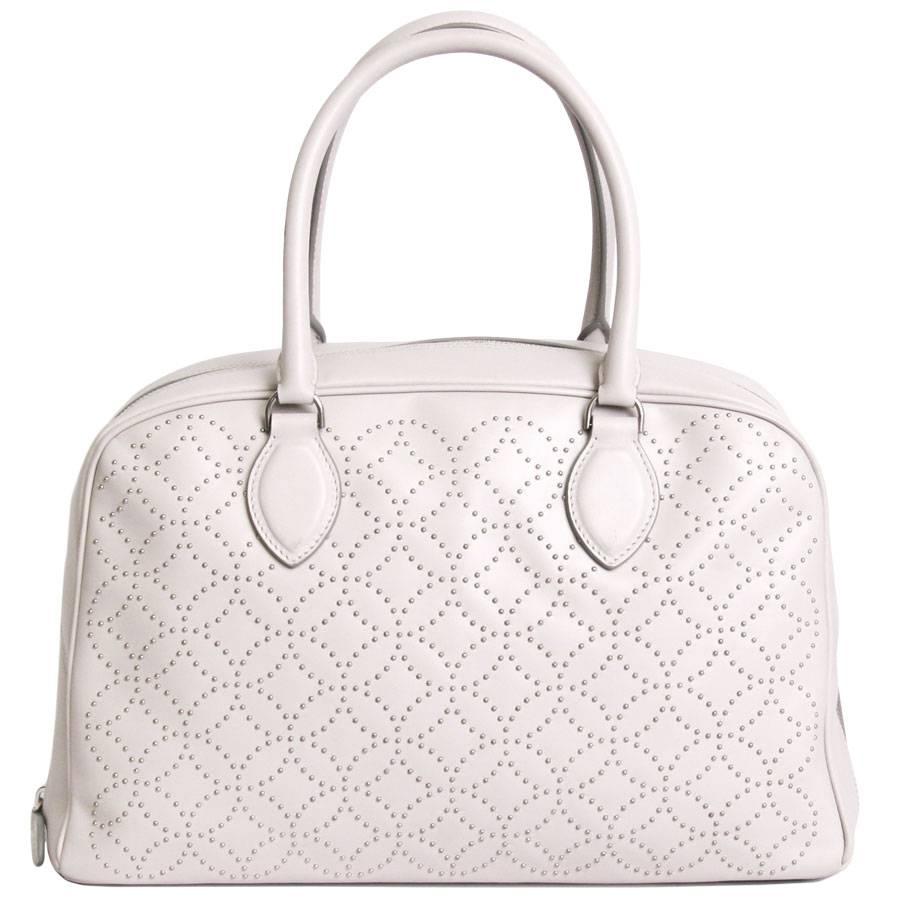 Alaïa 'Arabesque' Bag in Pearl Gray Smooth Lamb Leather