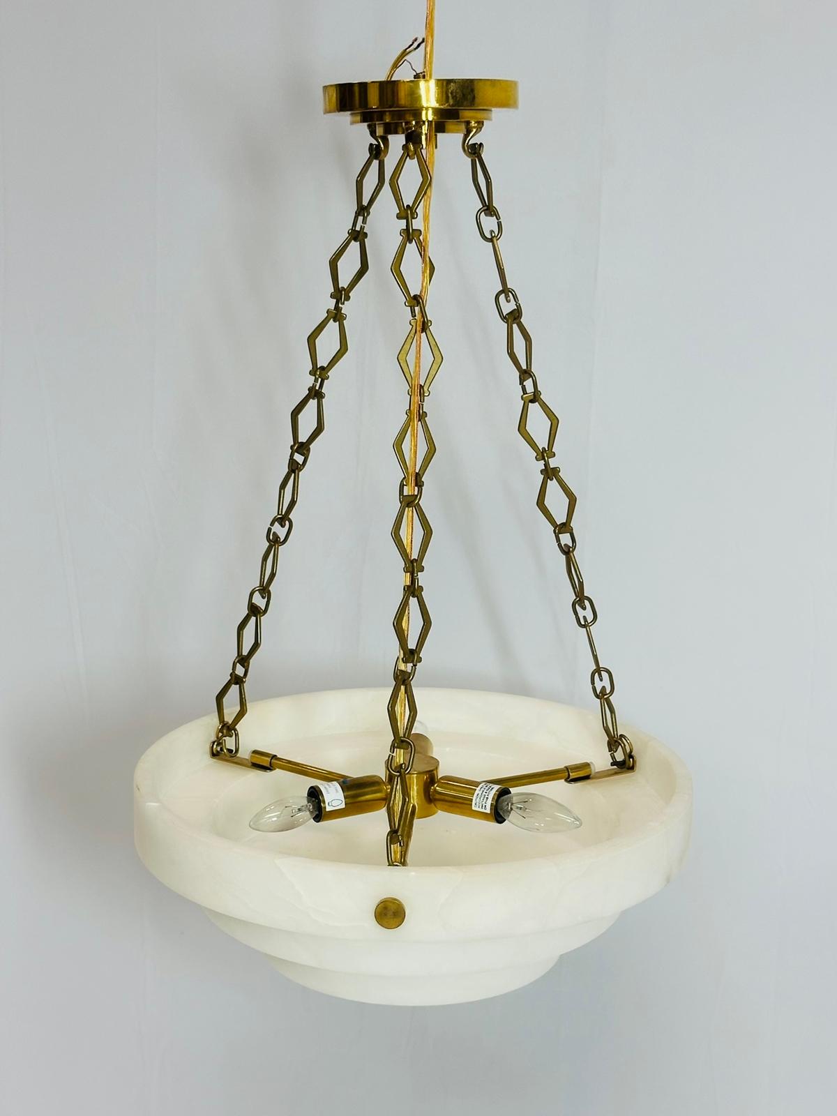 Kronleuchter „Verona“ aus Alabaster und Messing, Vaughan-Beleuchtung im Angebot 5