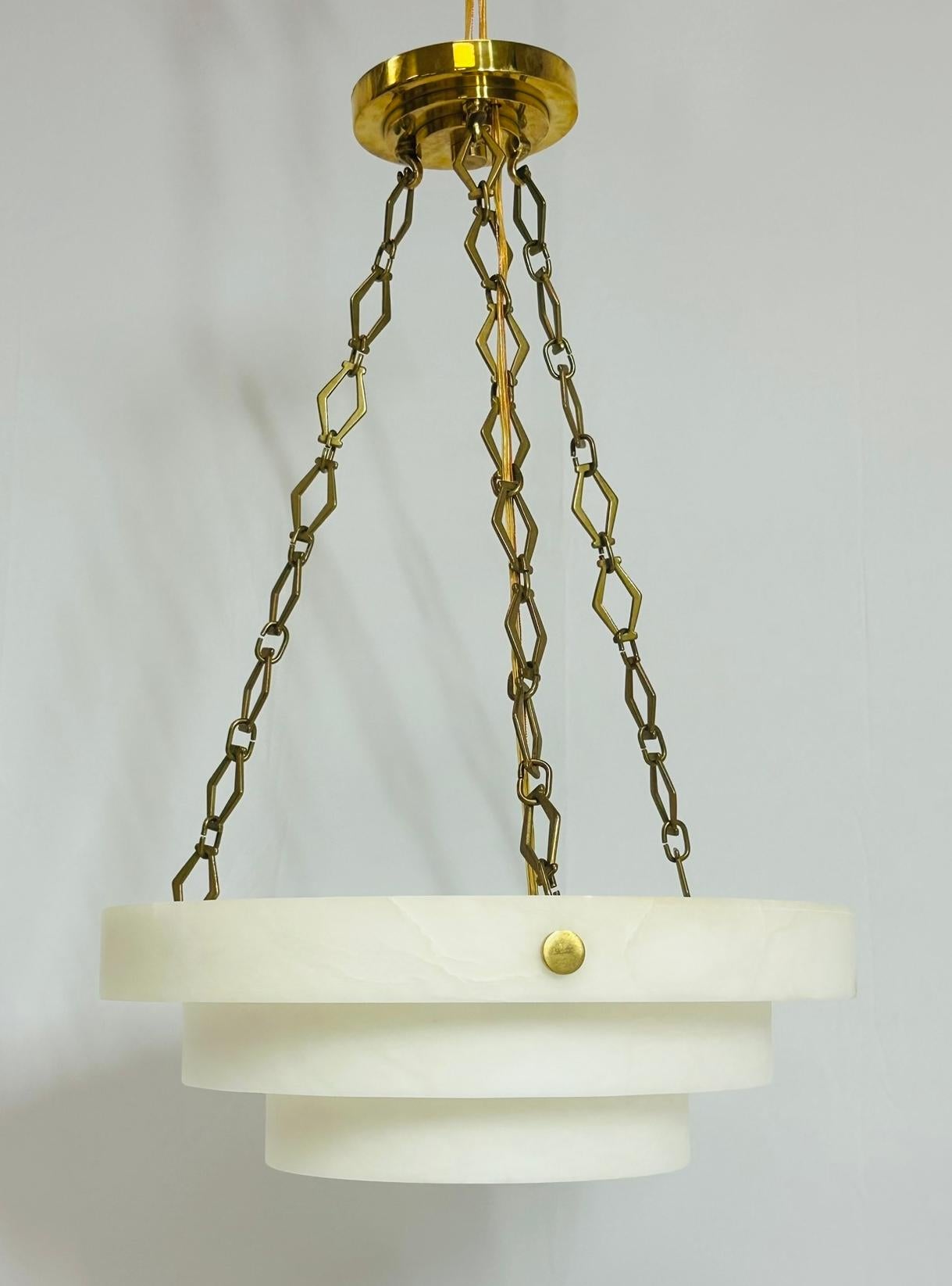 Kronleuchter „Verona“ aus Alabaster und Messing, Vaughan-Beleuchtung im Angebot 2