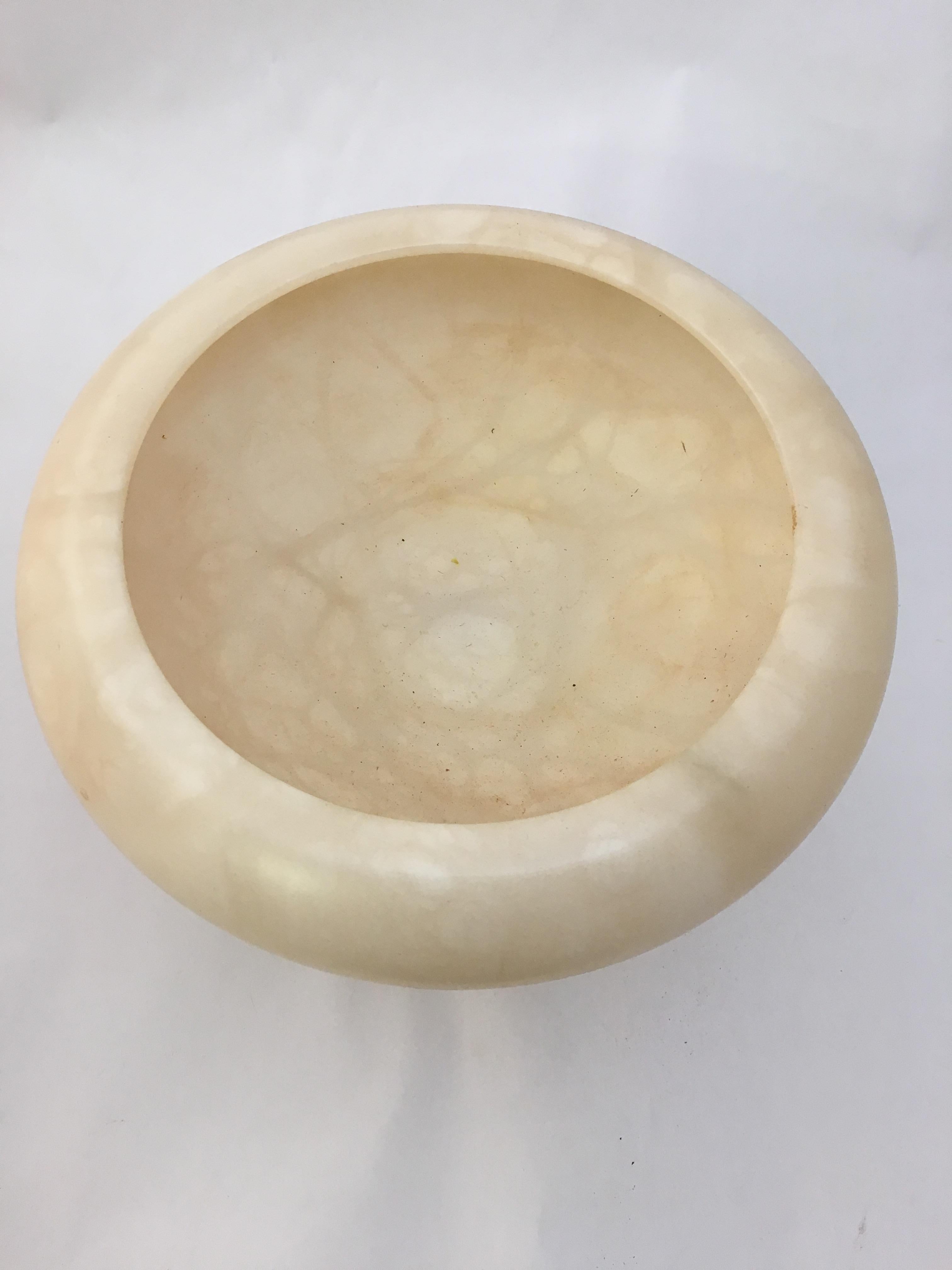 Alabaster and Lucite Foot Centerpiece Bowl In Good Condition In Garnerville, NY