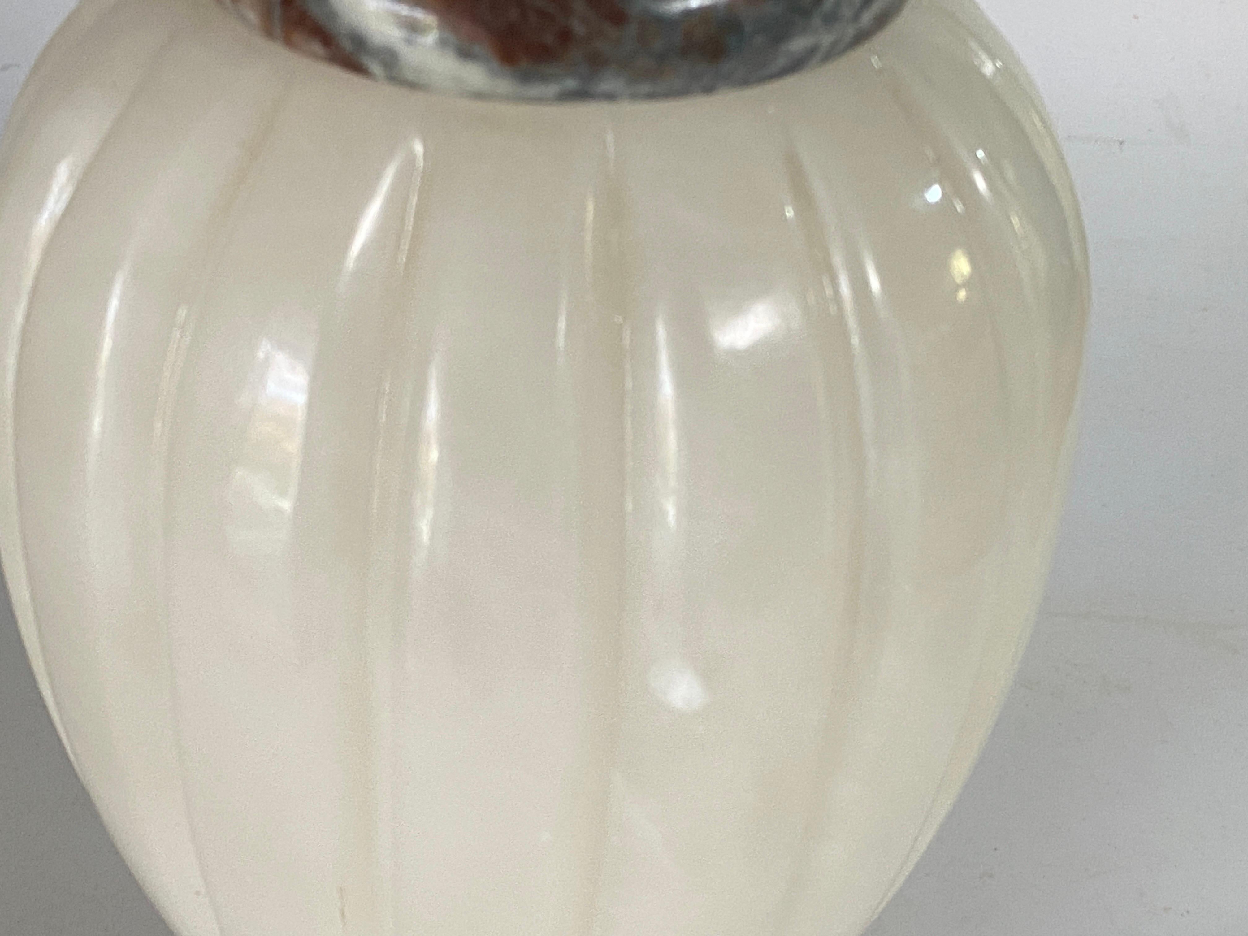 Alabaster and Marble Table Lamp France 20th Century For Sale 8