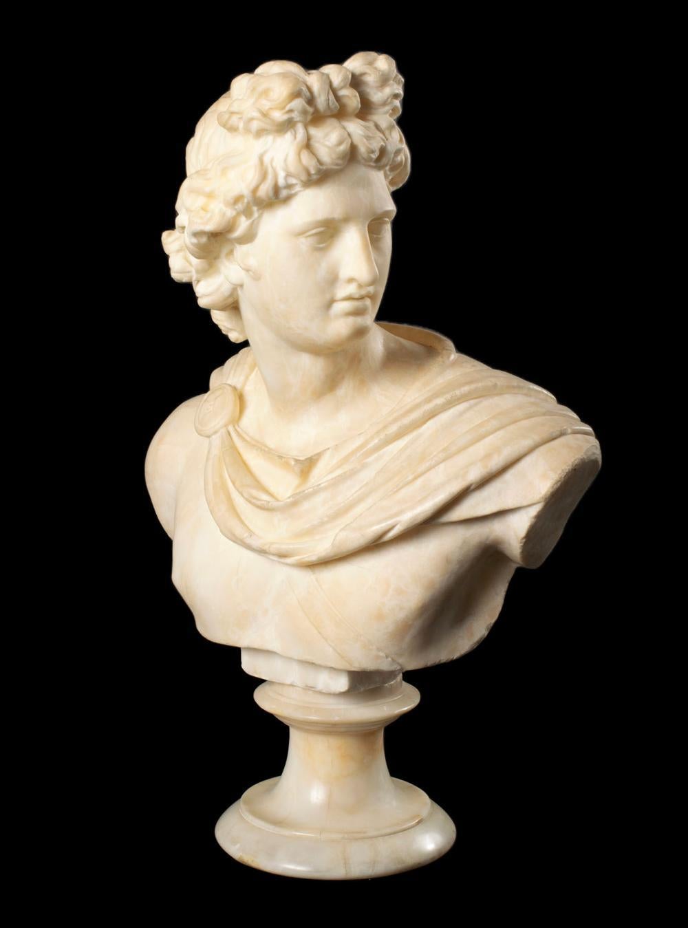 Alabasterbüste des Apollo aus Alabaster, Italien, 19. Jahrhundert im Angebot 4