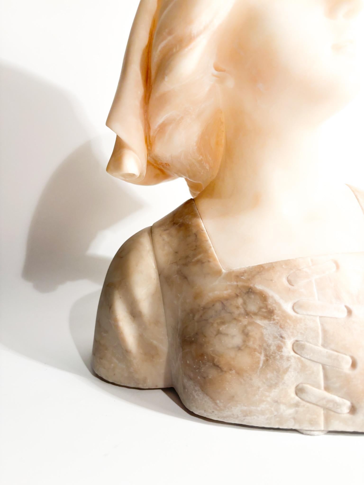 Early 20th Century Alabaster Bust of Joan of Arc Attributed to Giuseppe Bessi Early XX Century For Sale