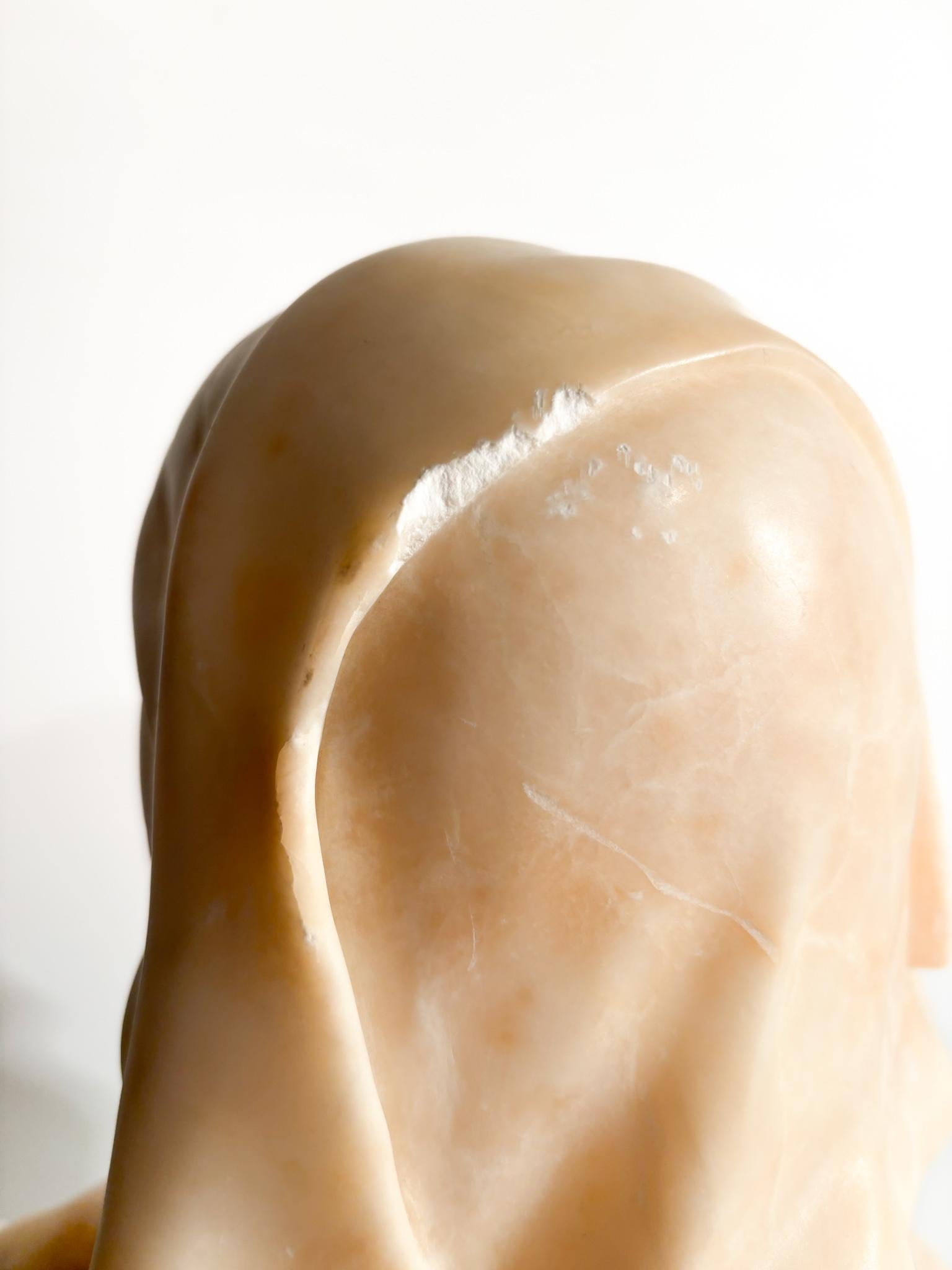 Alabaster Bust of Joan of Arc Attributed to Giuseppe Bessi Early XX Century For Sale 3