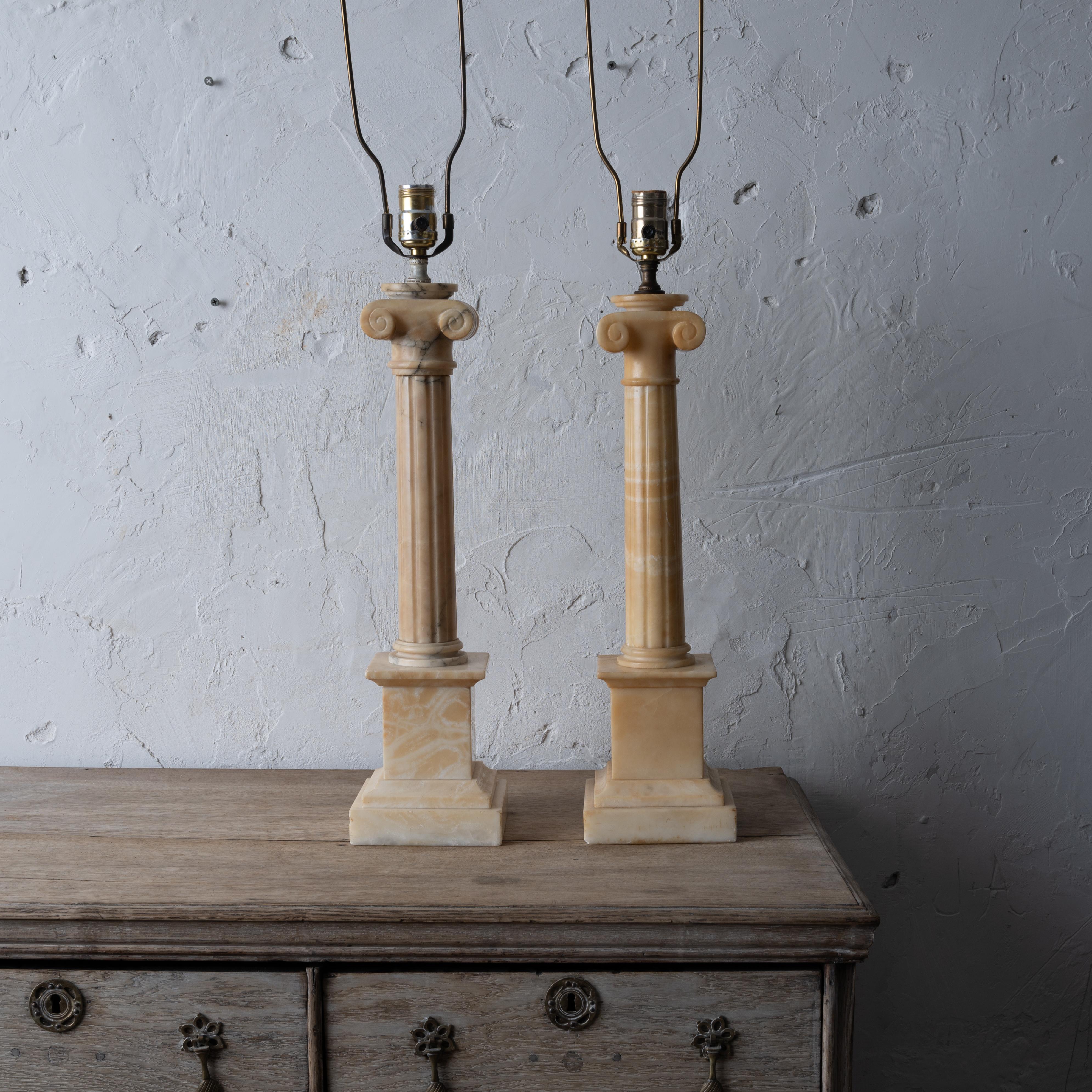 Alabaster Column Lamps In Good Condition For Sale In Savannah, GA
