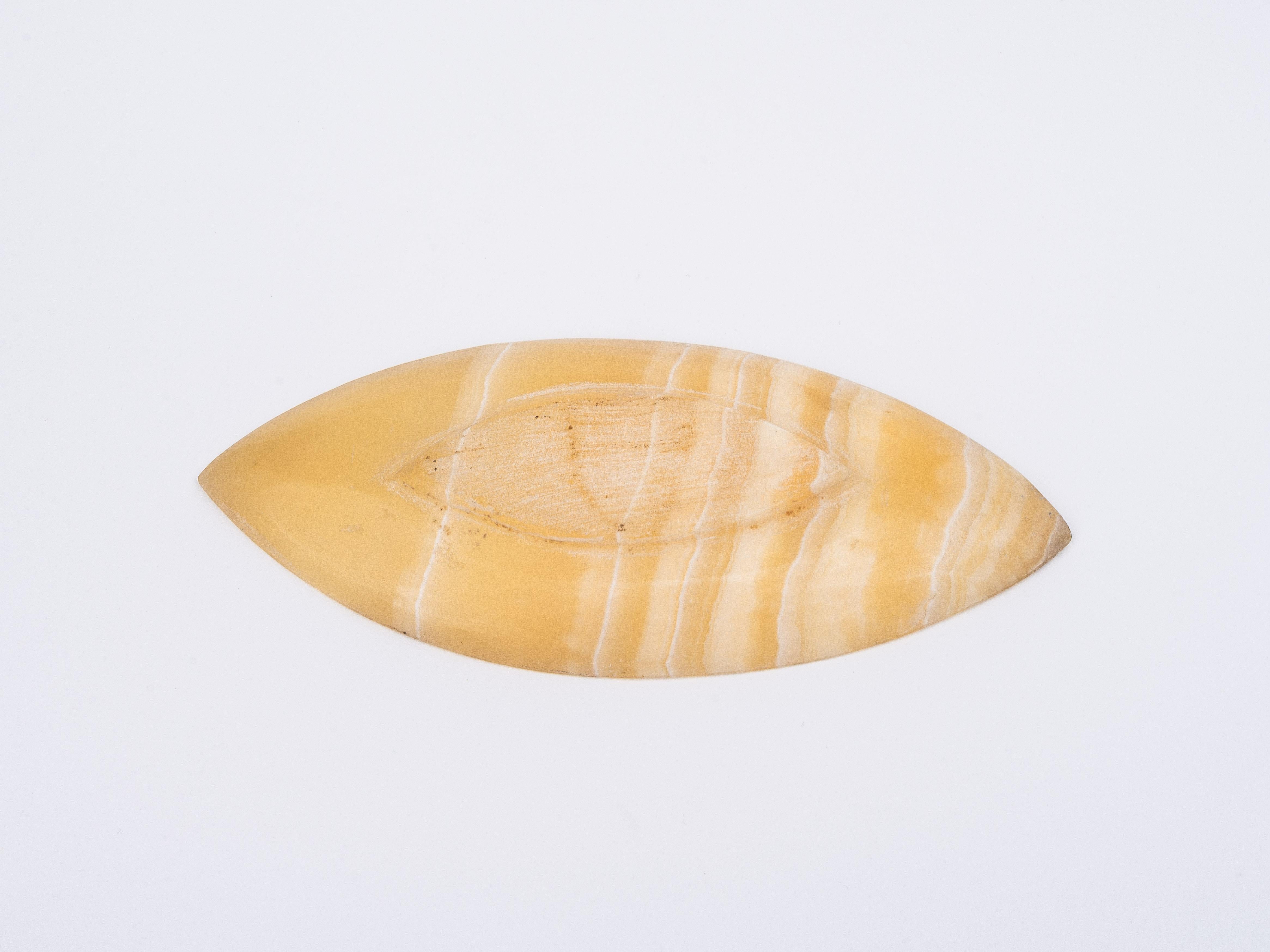 Dekorative Schale aus Alabaster - Gelbe Stone Schale / Trinket -  Italien 1970er Jahre im Angebot 1