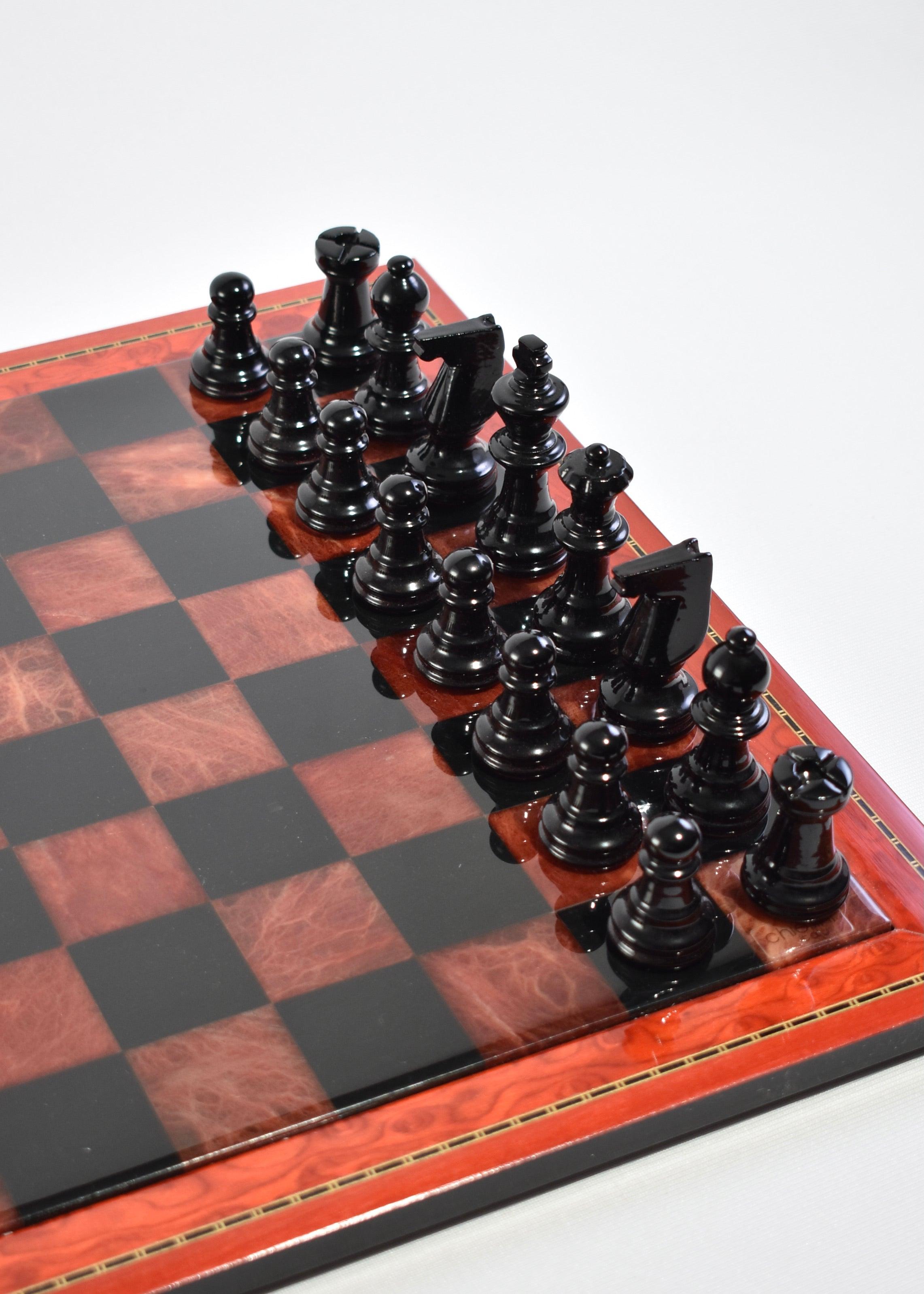 Alabaster Onyx Chess Set In Good Condition In Richmond, VA