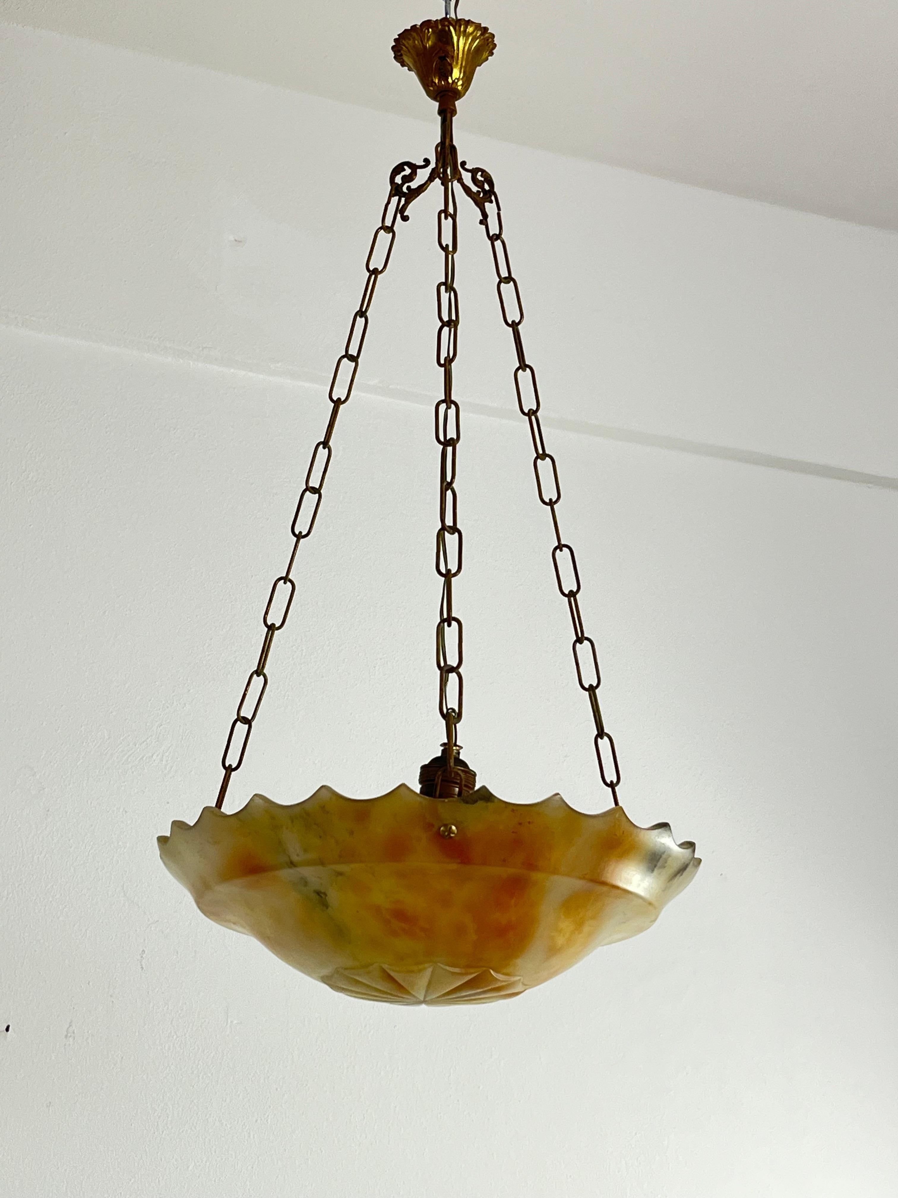 Italian Beautiful Alabaster Pendant Chandelier, Art Deco Mid-Century 1930s For Sale