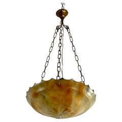 Magnifique lustre à suspension en albâtre Art Déco du milieu du siècle 1930