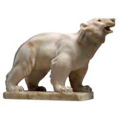 Orso polare in alabastro, inizio XX secolo