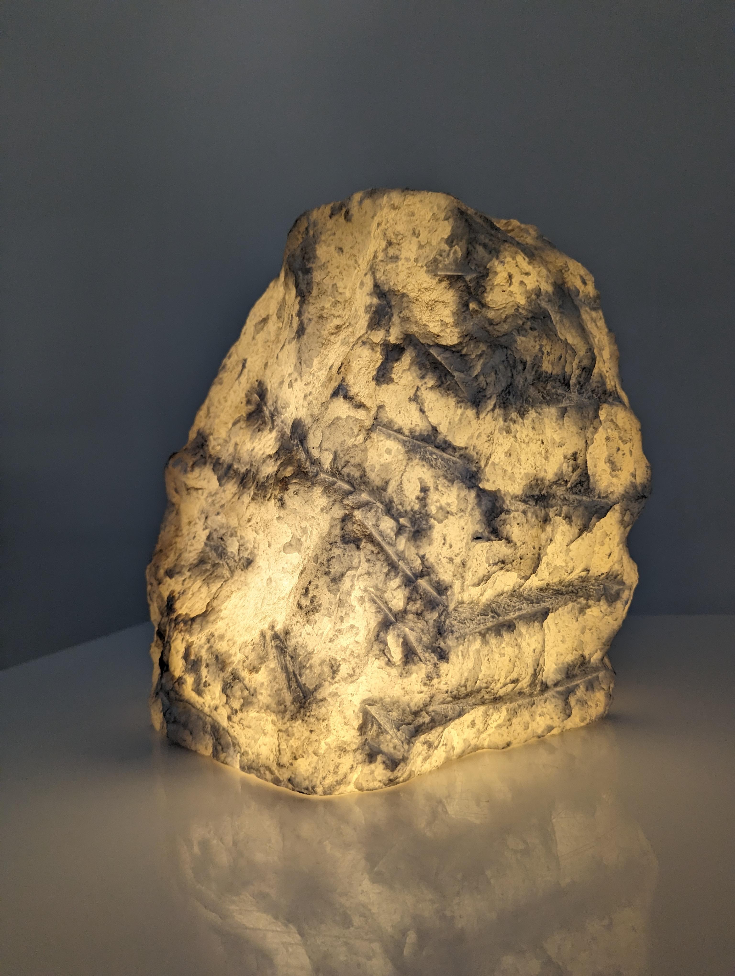 Alabaster Rock Lamp For Sale 2