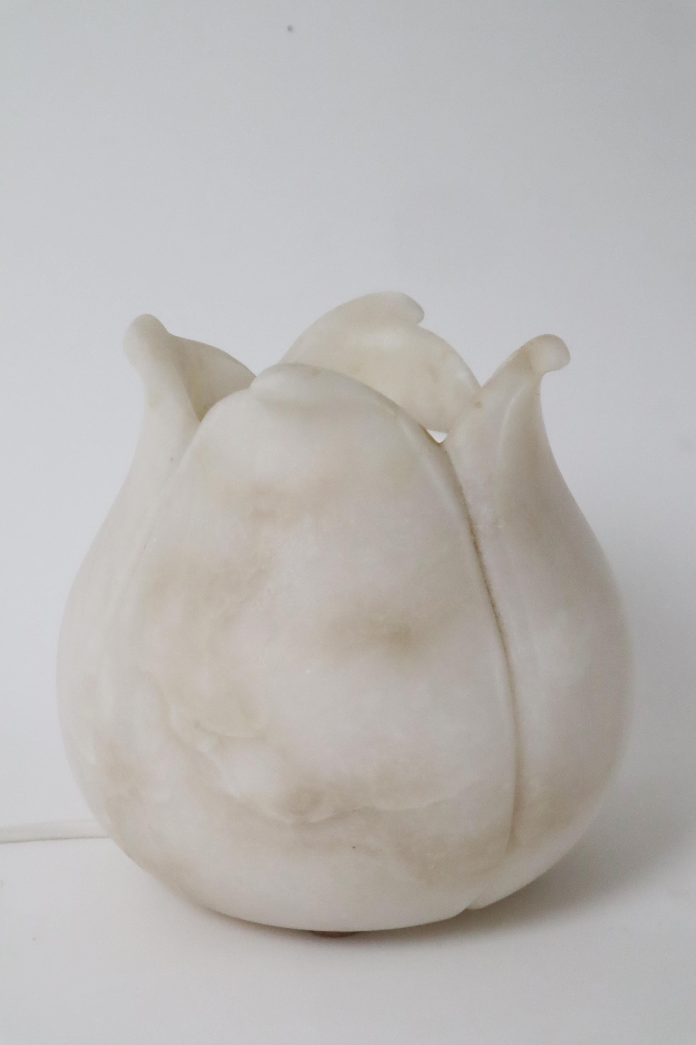 Lampe à parfum d'albâtre en forme de fleur de lotus 1980, Italie en vente 4