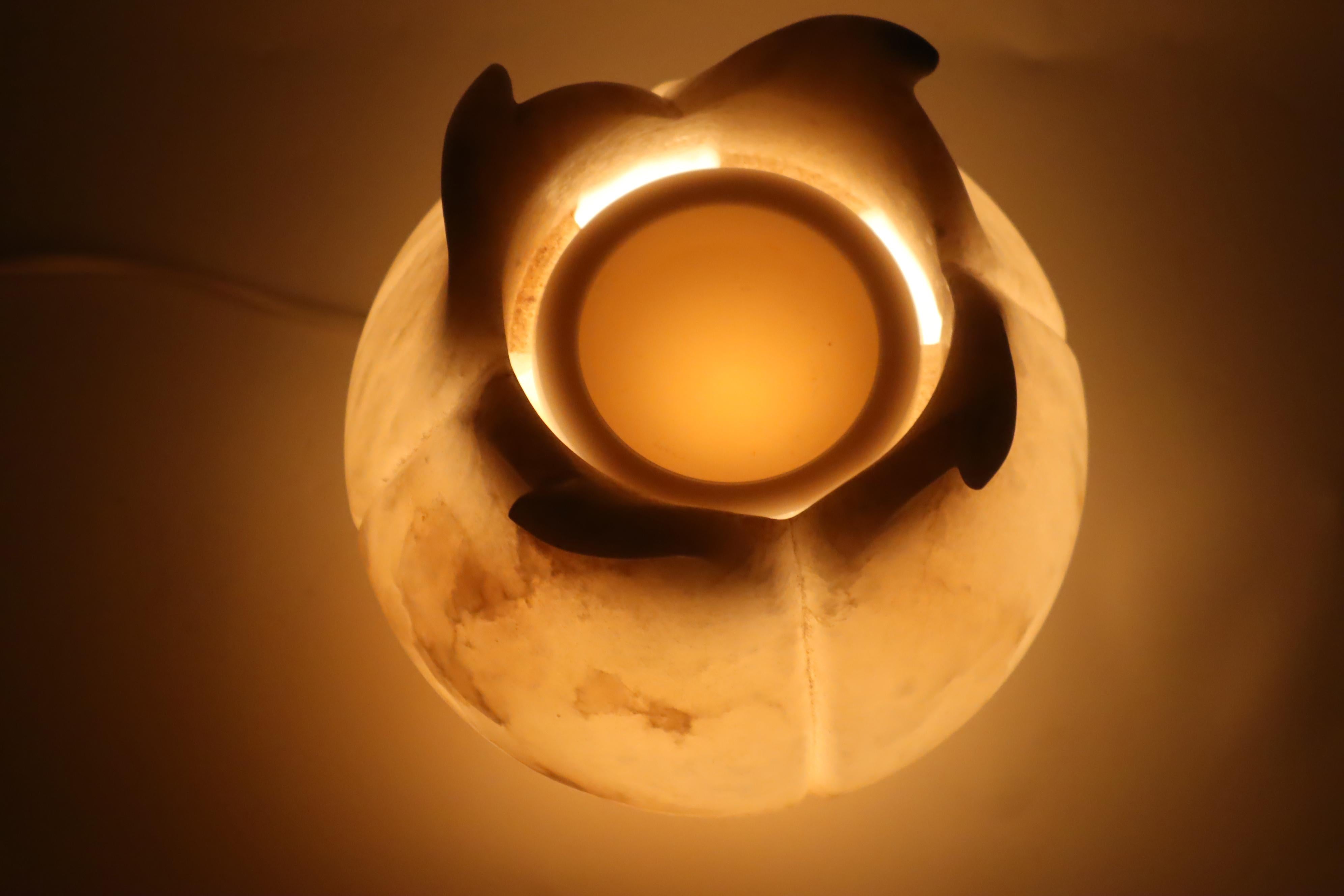 italien Lampe à parfum d'albâtre en forme de fleur de lotus 1980, Italie en vente