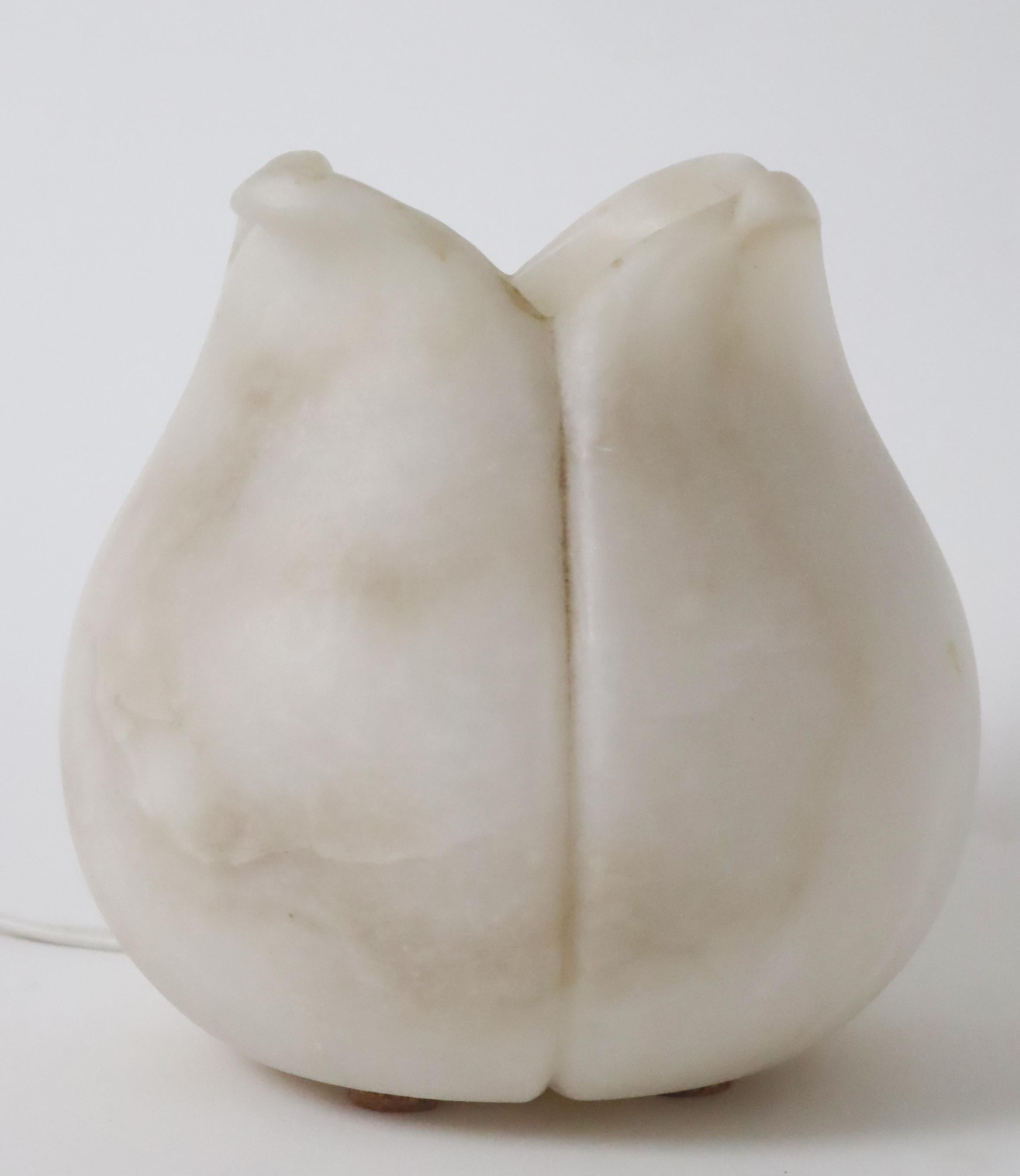Marbre Lampe à parfum d'albâtre en forme de fleur de lotus 1980, Italie en vente