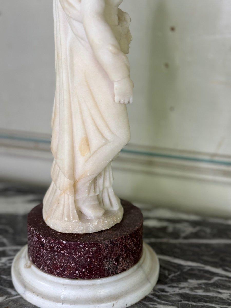 Alabaster Sculpture, Lady With Mask In The Taste Of Antique, 19th Century For Sale 2
