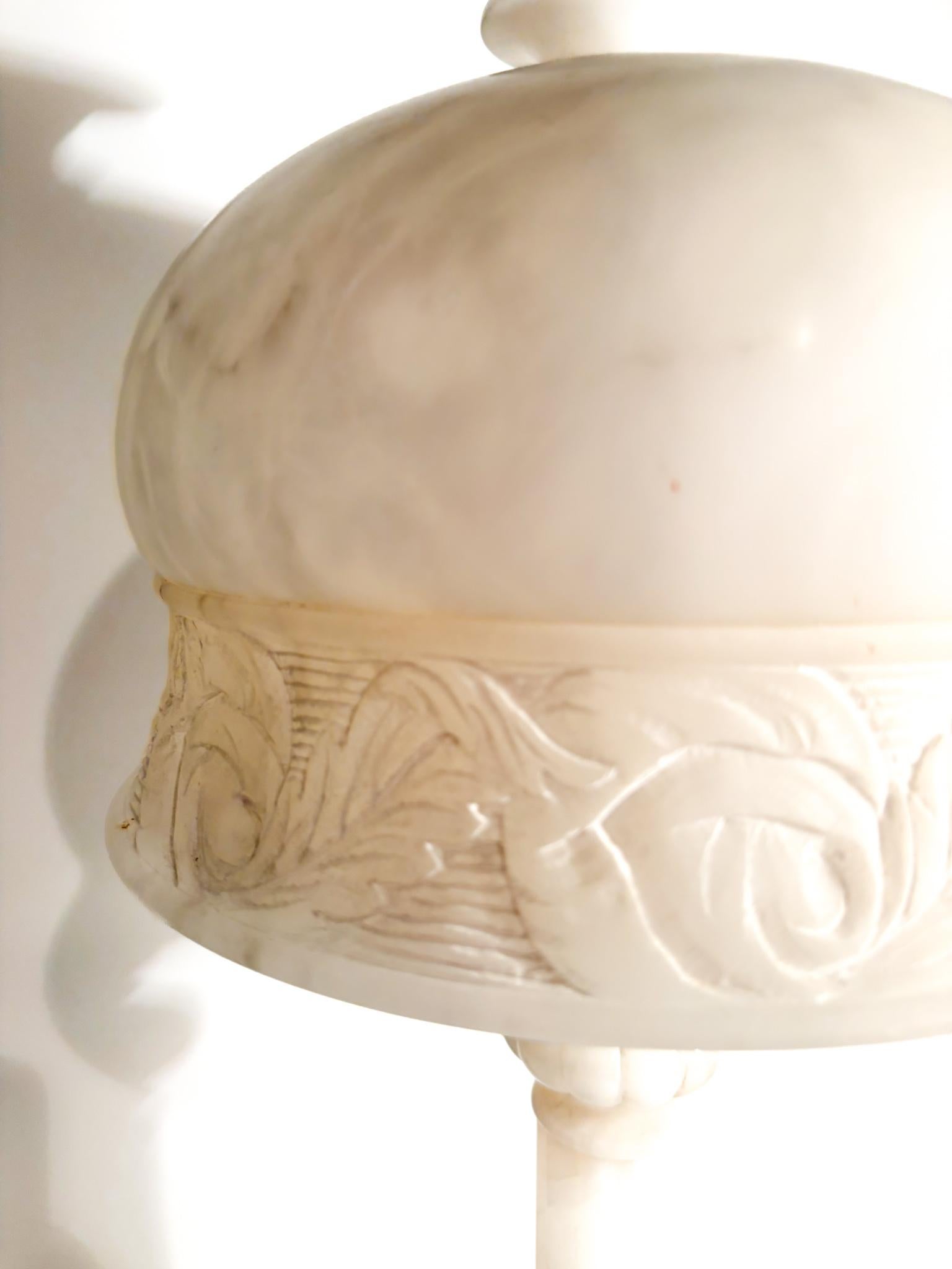 Mid-20th Century Alabaster Table Lamp Decorated in Relief with One Light, 1950s For Sale