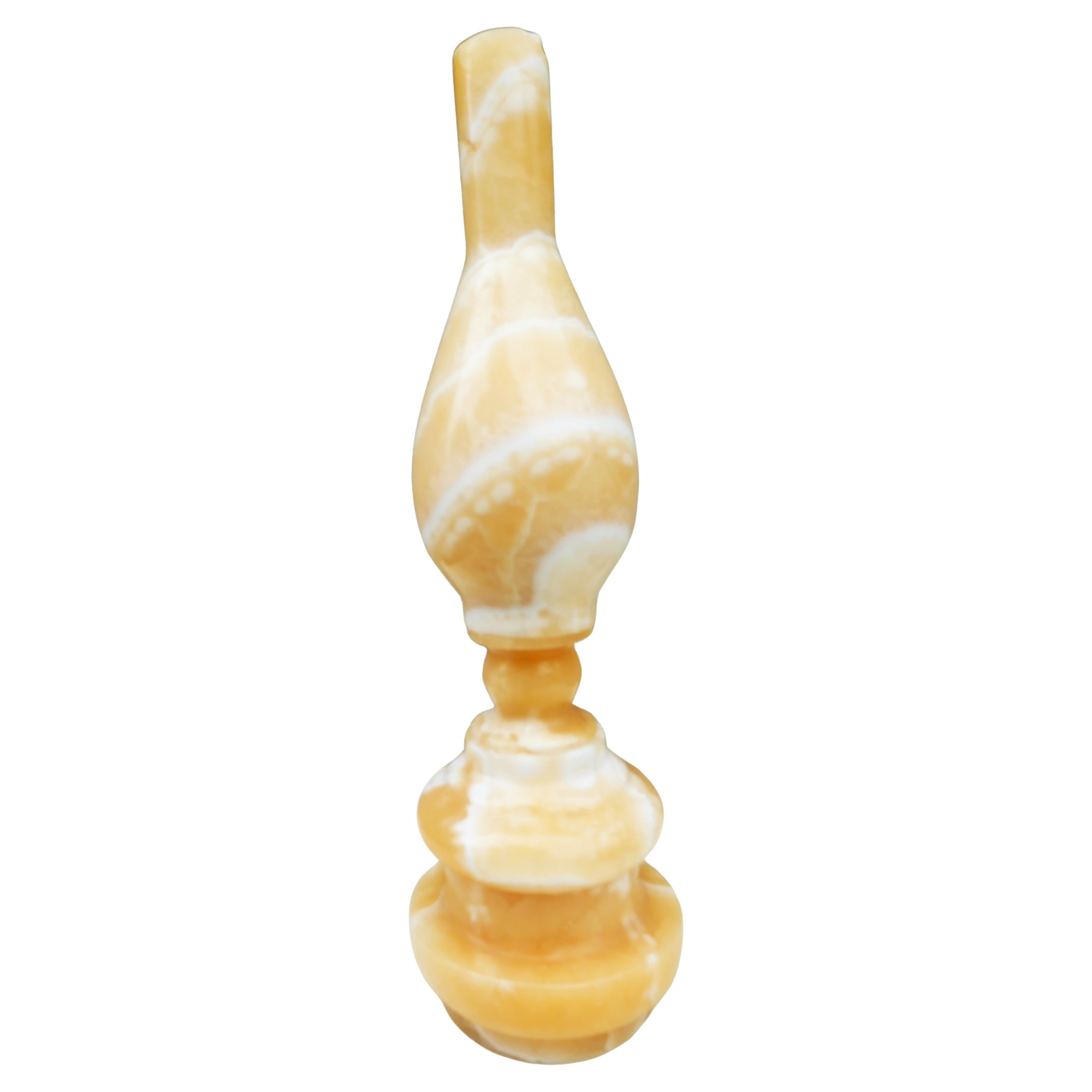 Alabaster table lamp For Sale 6