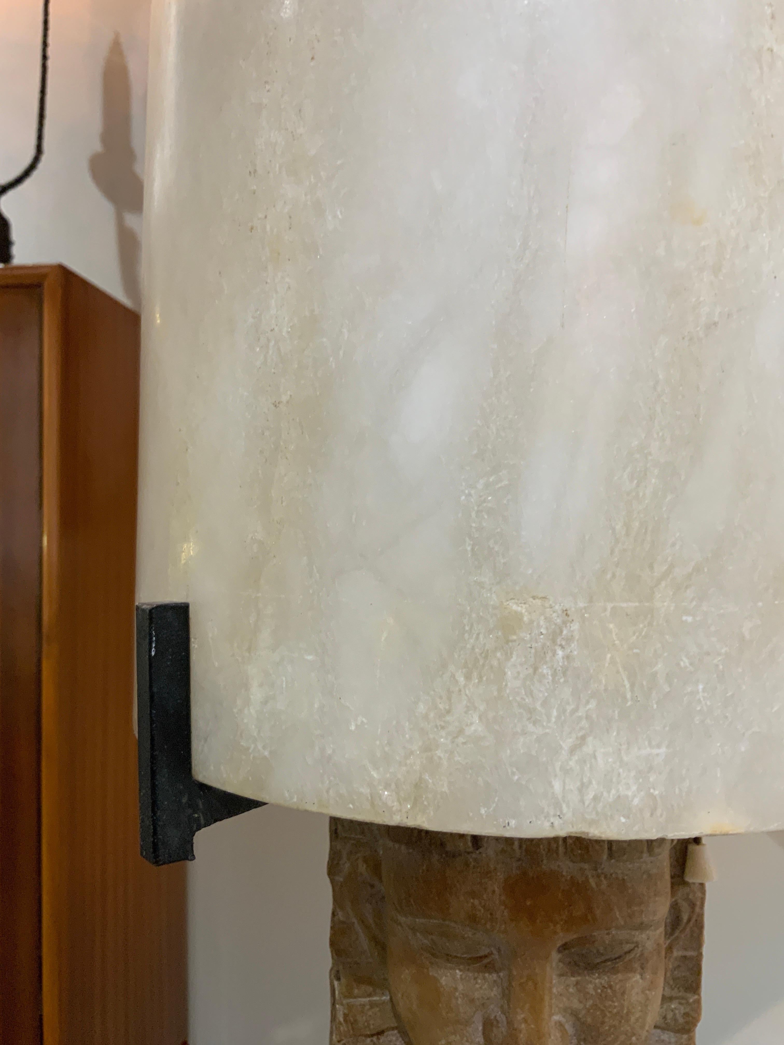 Alabaster table lamp Spain circa 1970 In Good Condition For Sale In PARIS, FR
