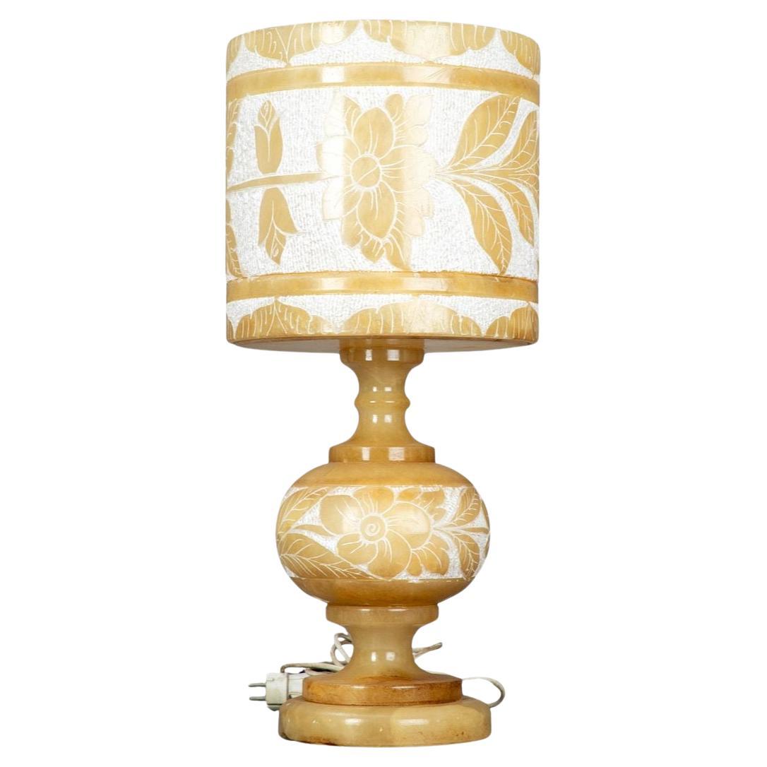 Tischlampe aus Alabaster mit Blumenschmuck aus den 1980er Jahren
