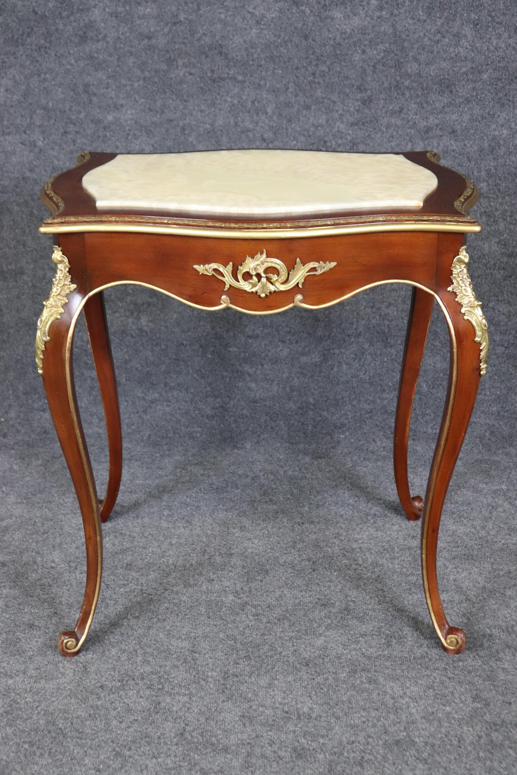 Mid-20th Century Alabaster Top Louis XV Style Bronze Mounted Gilded Mahogany Center Table For Sale
