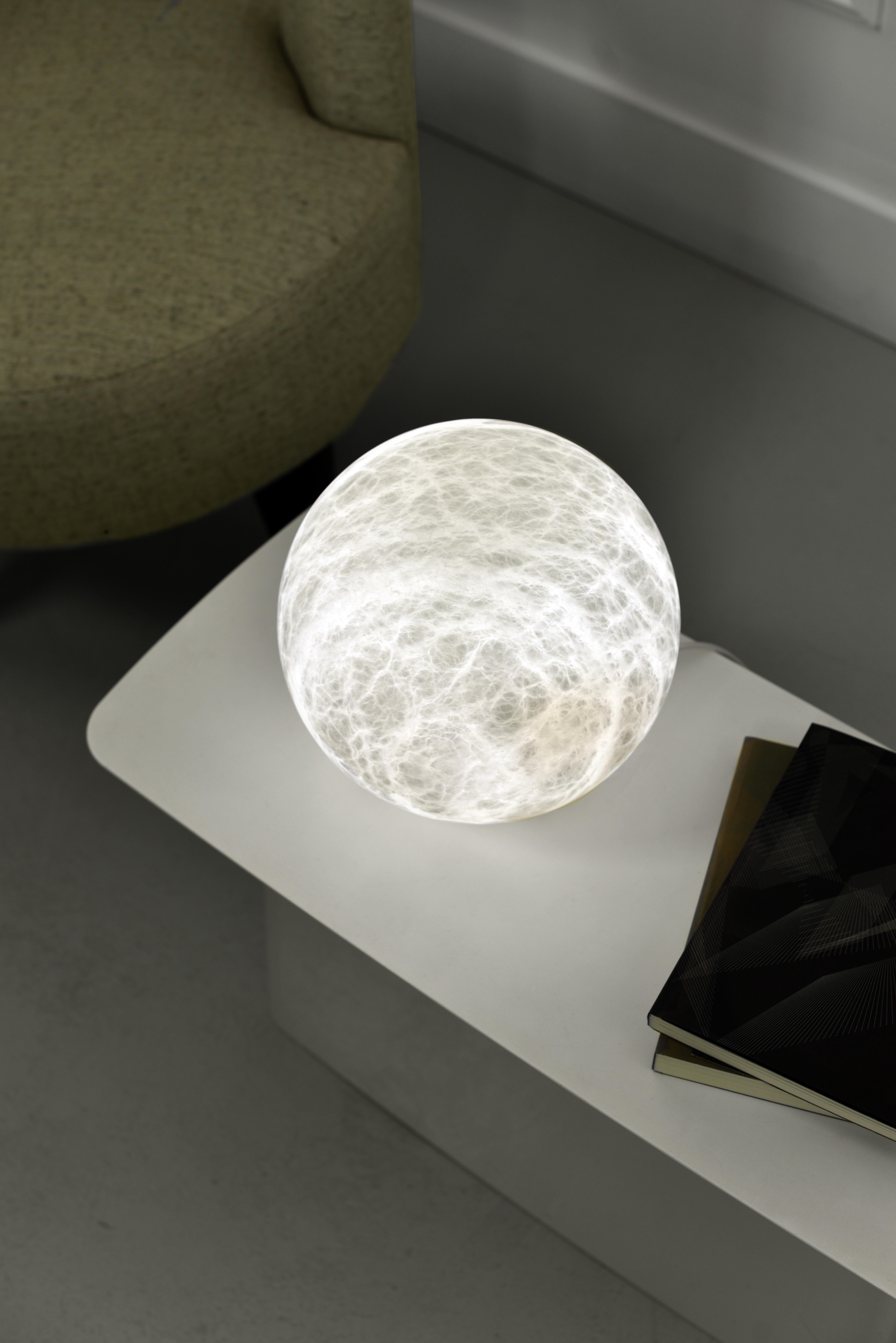 Modern Alabaster Uno Table Light by Atelier Alain Ellouz