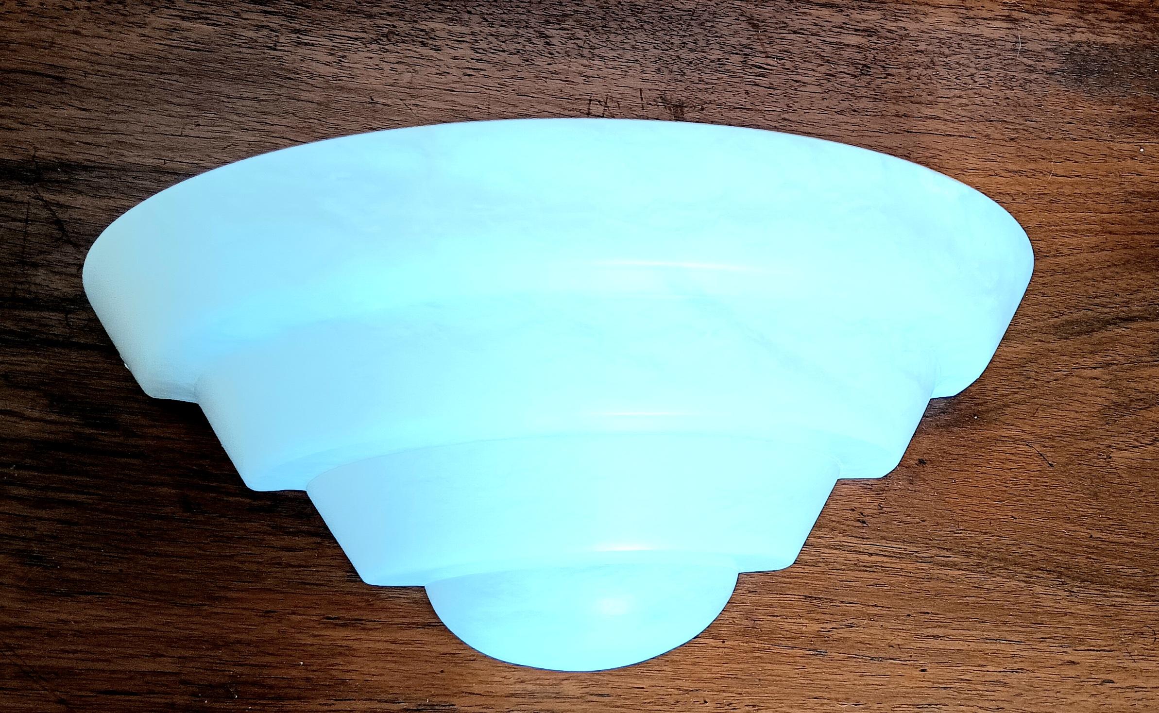 Aplique de Pared de Alabastro Blanco Art Decó Minimalista en venta 6