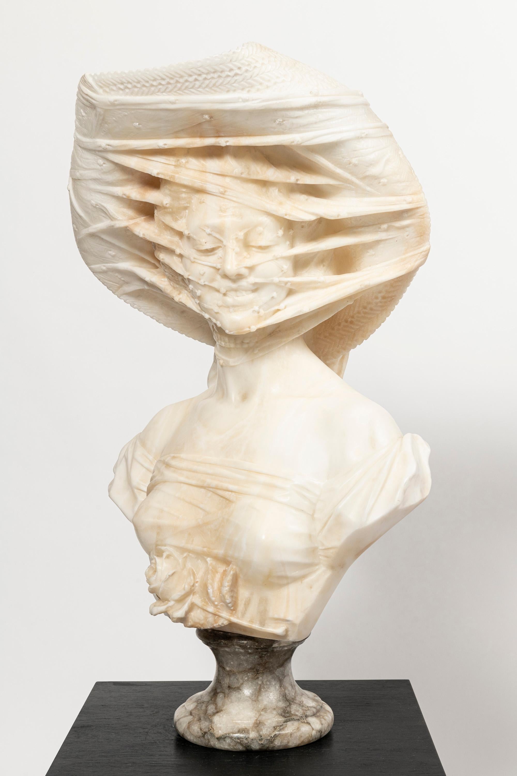 Busto de mujer de alabastro firmado A. Frilli, Italia, hacia 1890. Belle Époque en venta