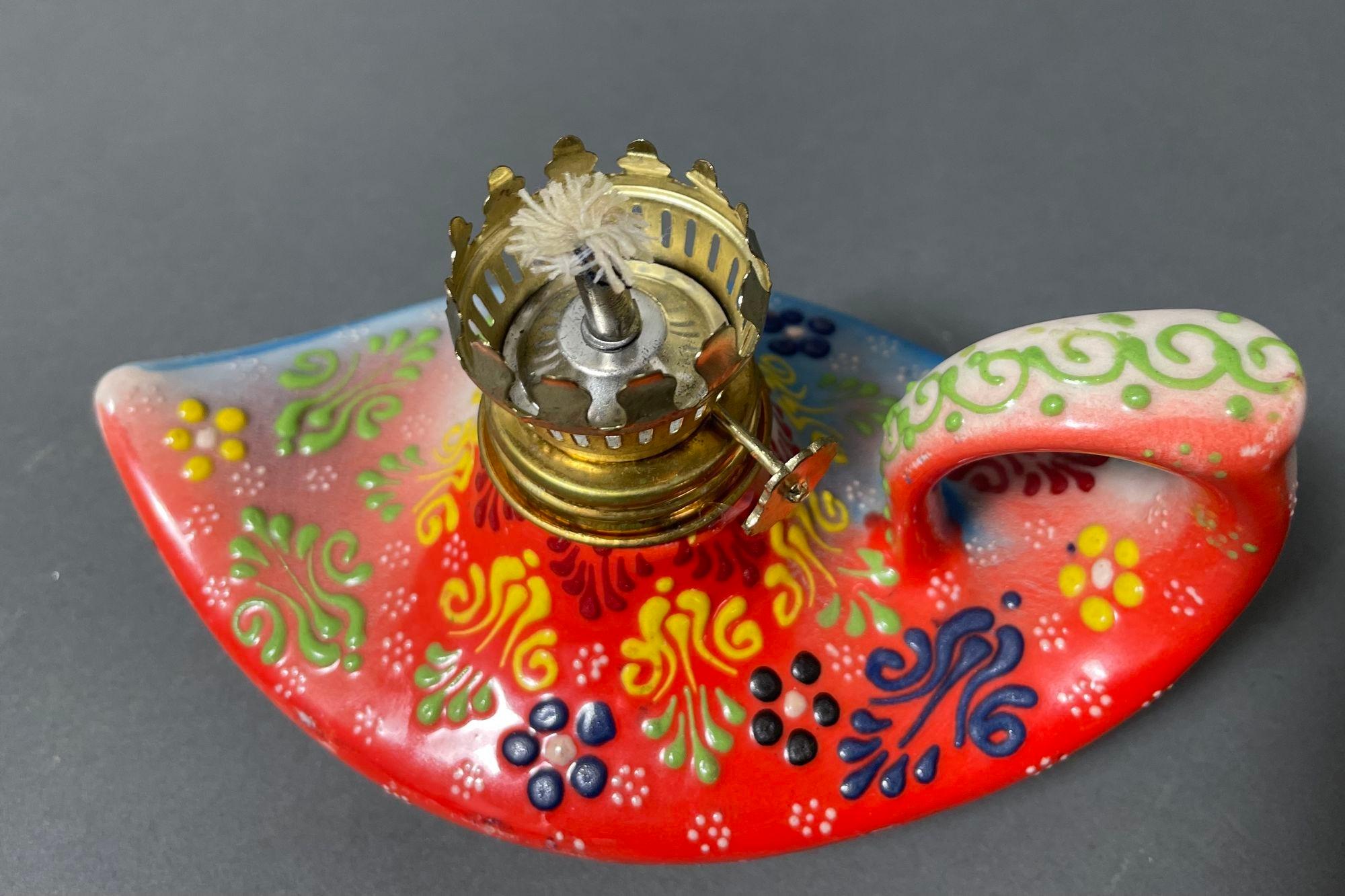 Aladdin style handmade red ceramic Turkish oil lamp For Sale 2